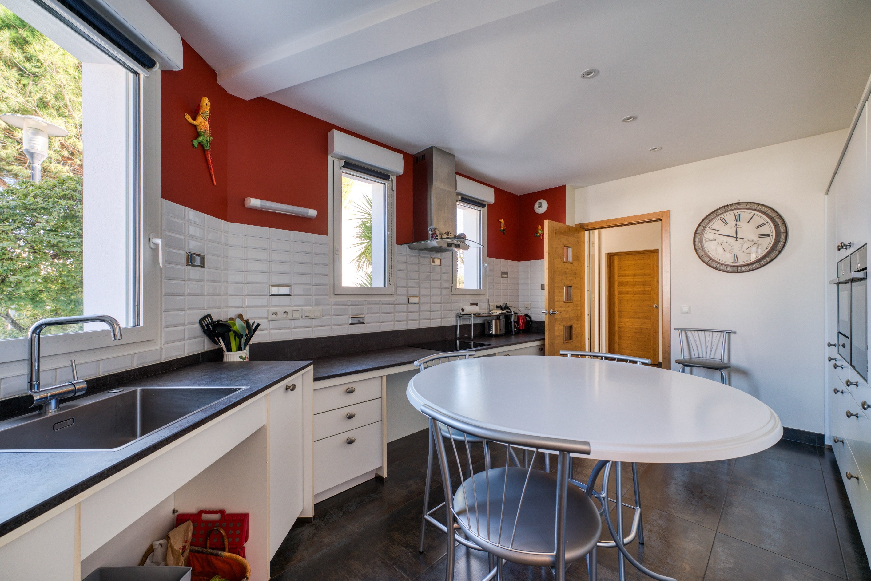  Elegant Contemporary Villa with Lift in the Heart of Royan - 物件實景