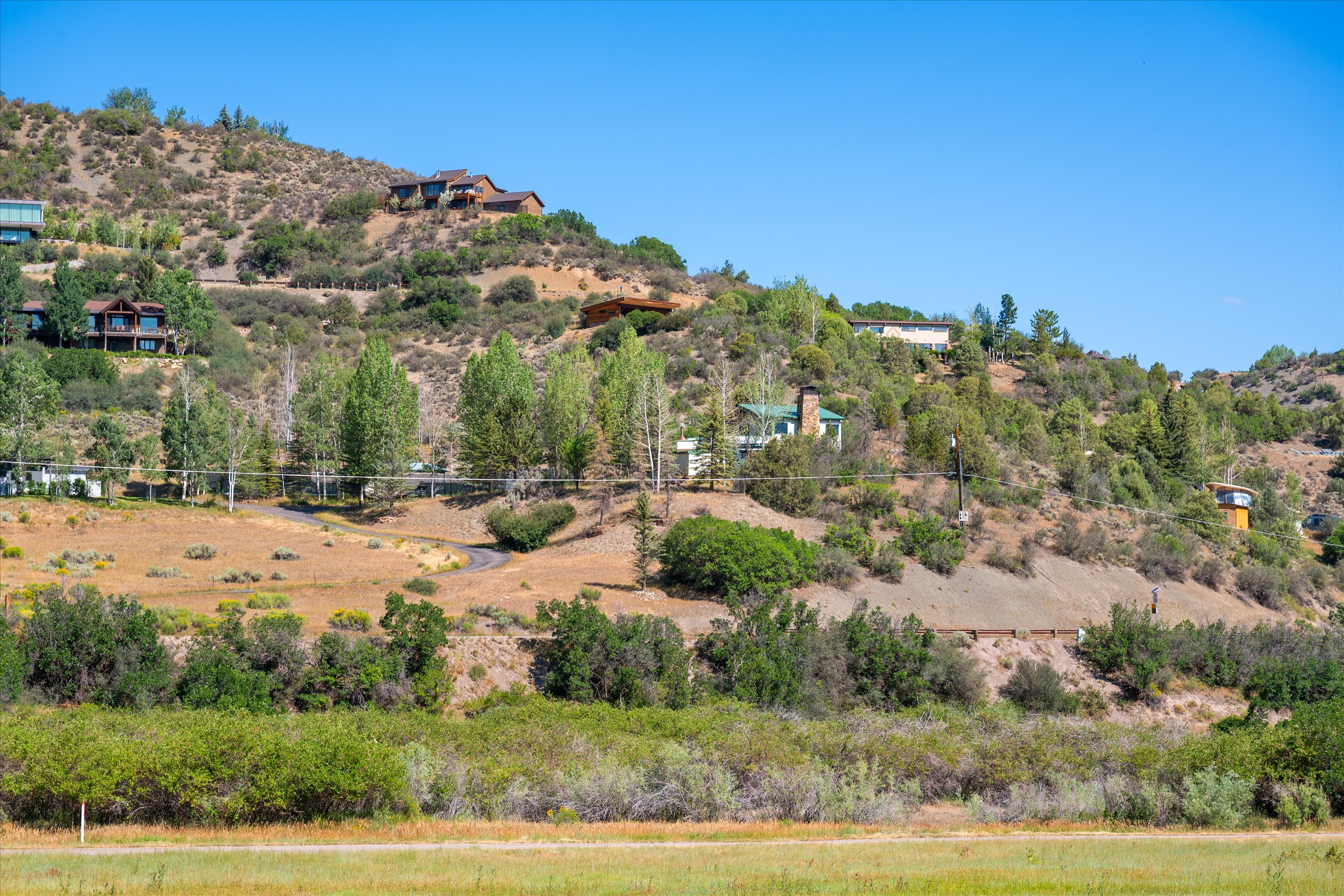  Two Private Acres in Brush Creek Village - 物件實景