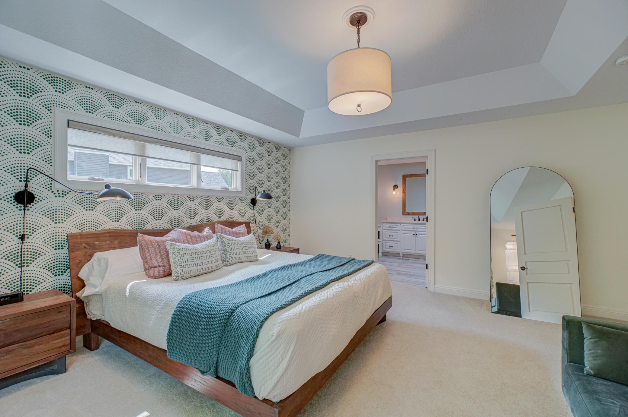 Eau Claire, Wisconsin, 54701, United States, 6 Bedrooms Bedrooms, ,2 BathroomsBathrooms,Residential,For Sale,1992855