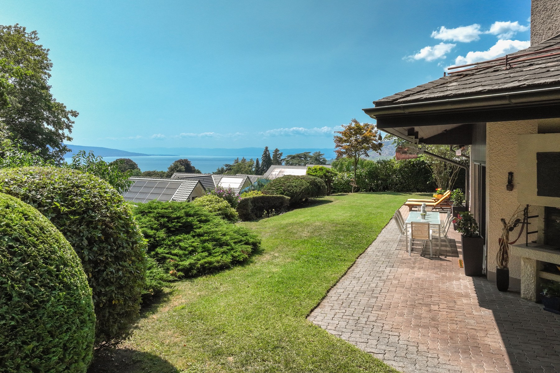  A real gem Detached villa with a view of the lake. - 物件實景