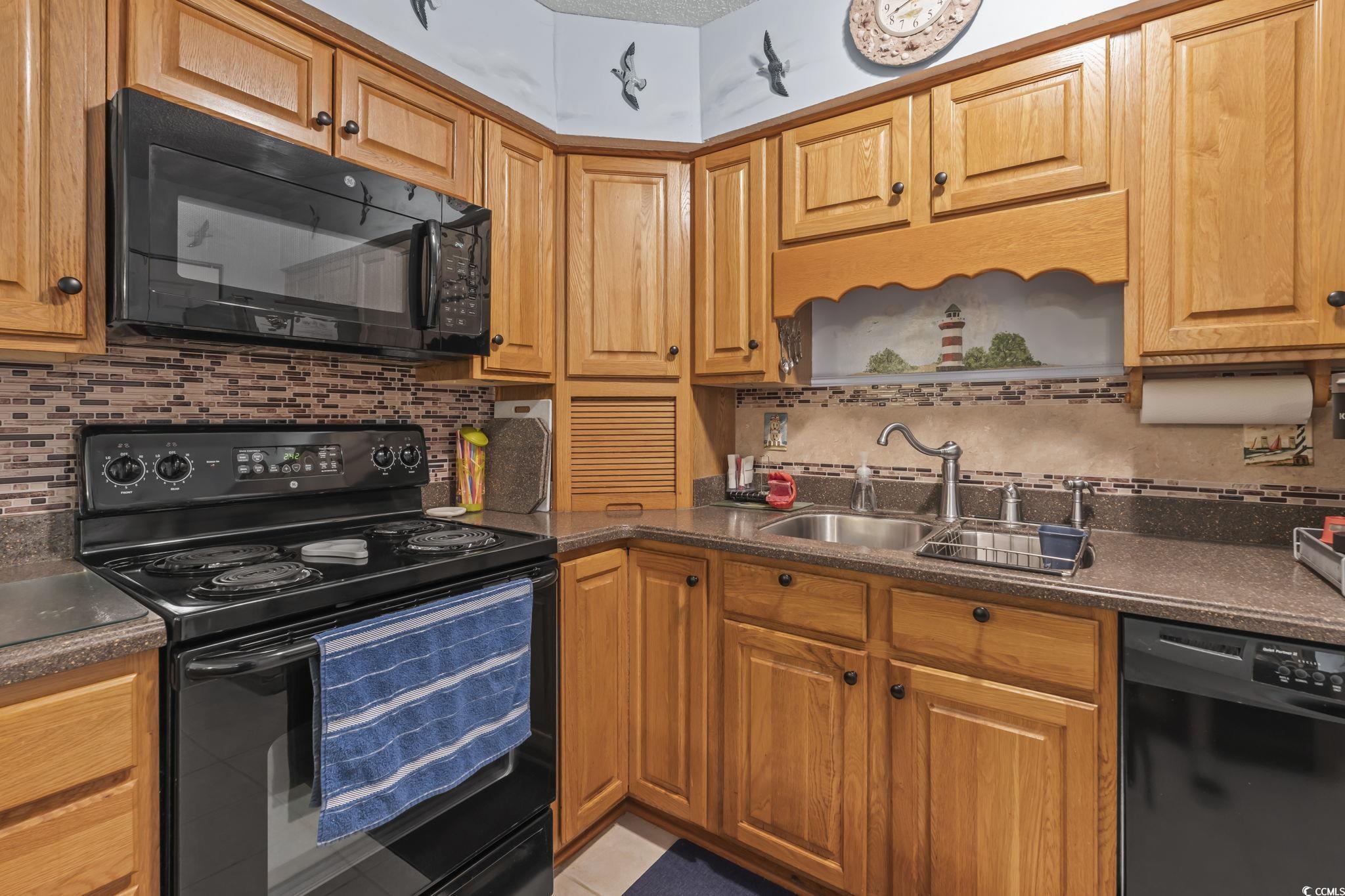 Surfside Beach, South Carolina, 29575, United States, 3 Bedrooms Bedrooms, ,6 BathroomsBathrooms,Residential,For Sale,1935248