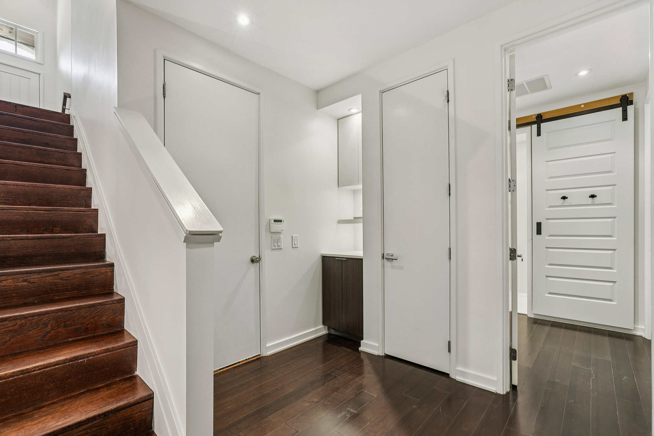 Elegant Brownstone-style Townhome in Gated Community in the Heart of Brookhaven - 物件實景