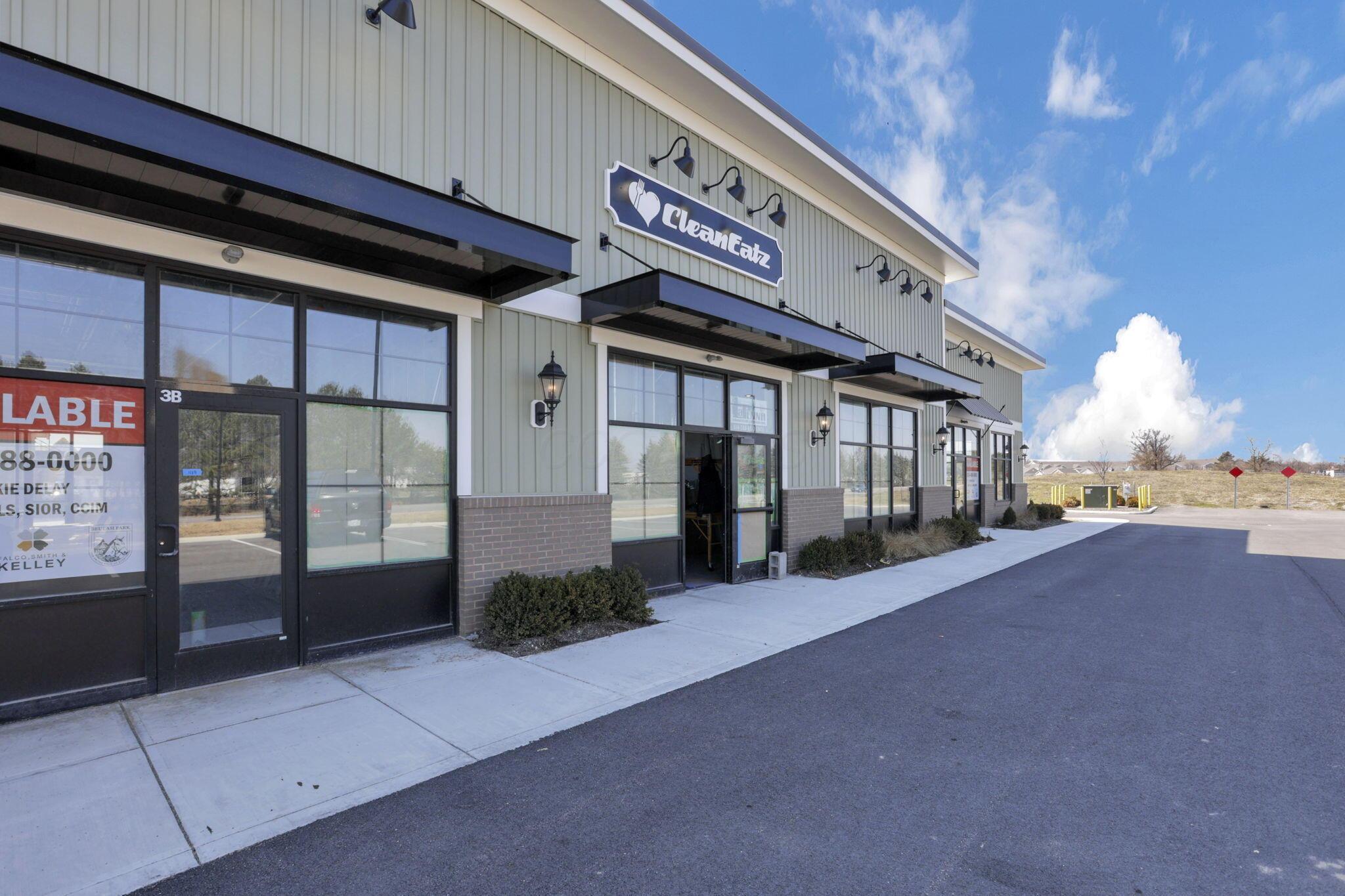 Grove City, Ohio, 43123, United States, 5 Bedrooms Bedrooms, ,4 BathroomsBathrooms,Residential,For Sale,1976085