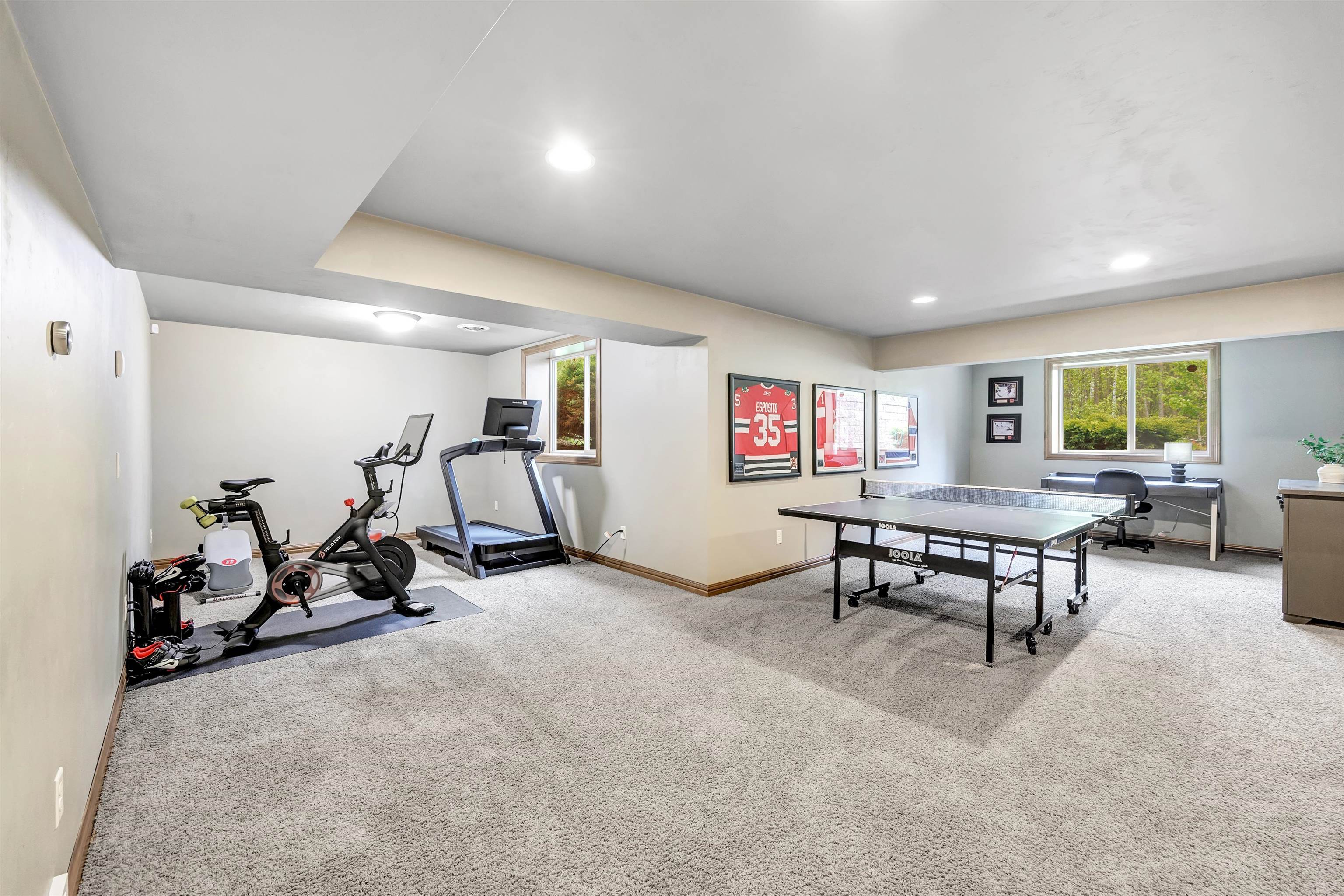 GREEN BAY, Wisconsin, 54313, United States, 5 Bedrooms Bedrooms, ,4 BathroomsBathrooms,Residential,For Sale,1911640
