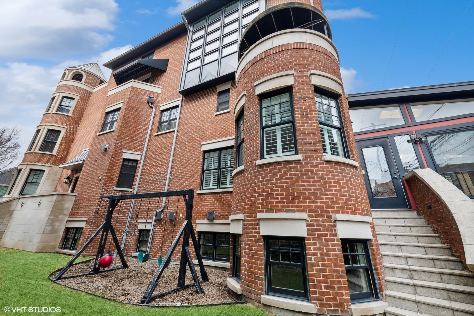 1515 N North Park Avenue, Chicago, Illinois, 60610, United States, 7 Bedrooms Bedrooms, ,6 BathroomsBathrooms,Residential,For Sale,1515 N North Park Avenue,1247727
