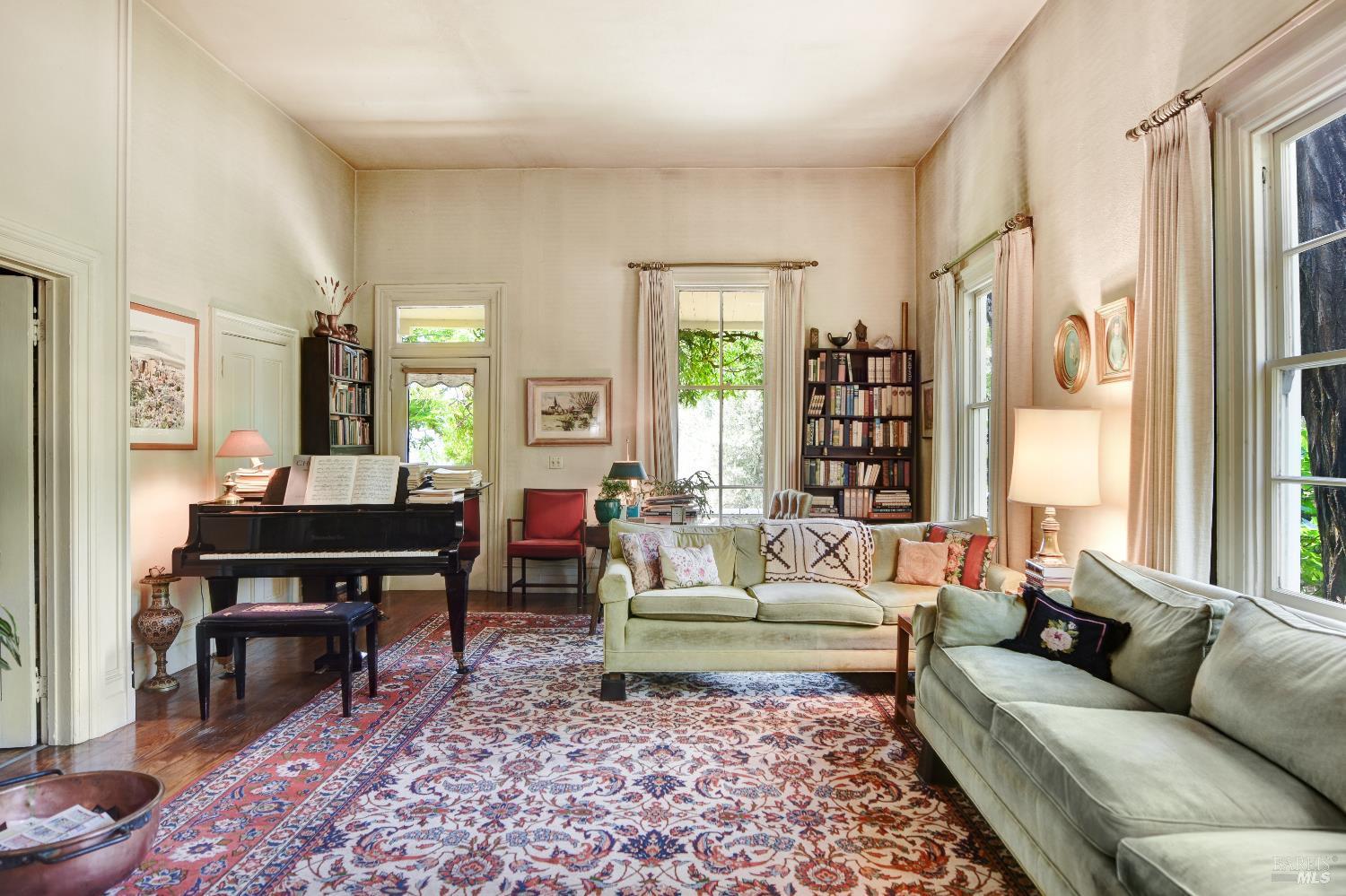 Glen Ellen, California, 95442, United States, 4 Bedrooms Bedrooms, ,3 BathroomsBathrooms,Residential,For Sale,2009295