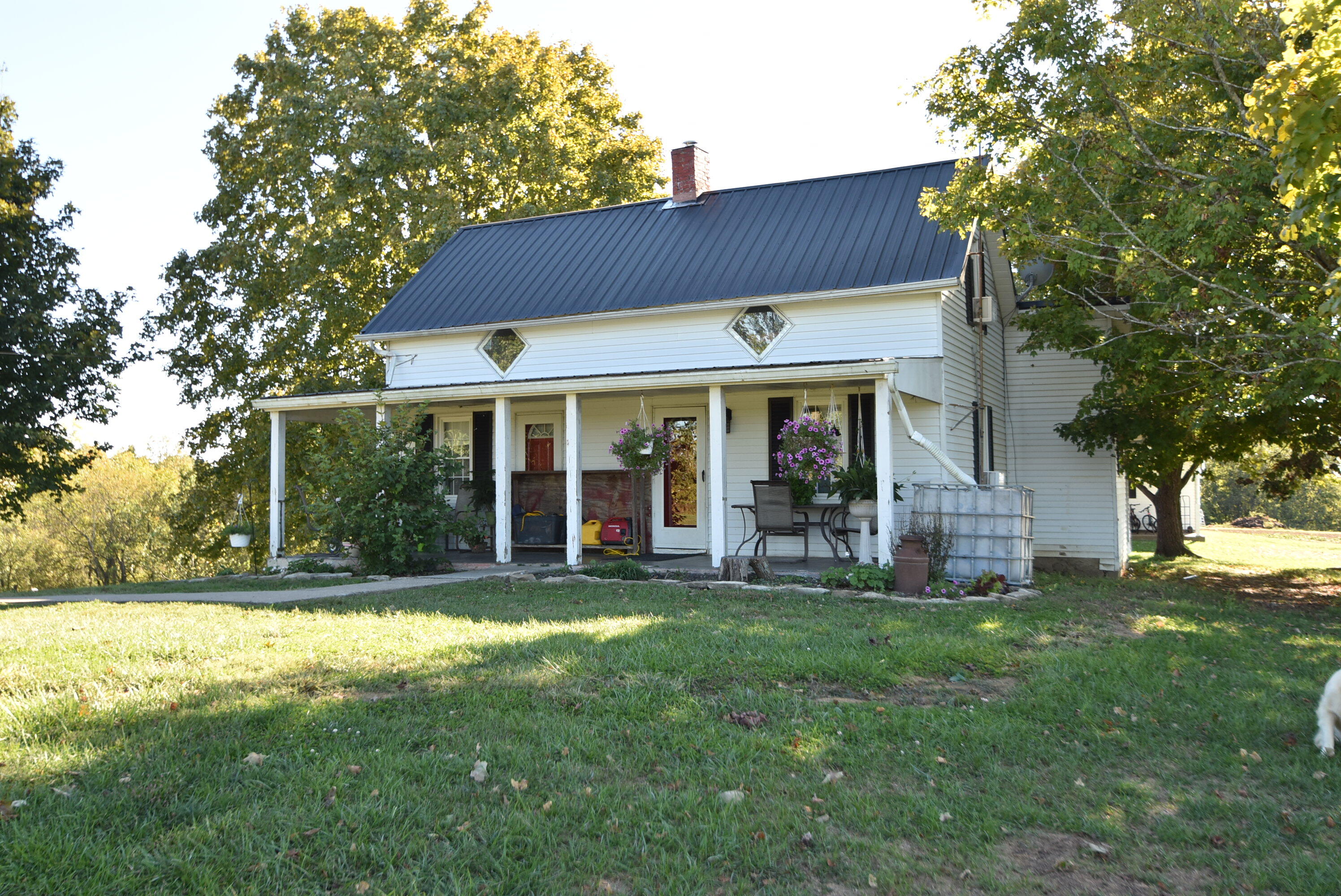 Willisburg, Kentucky, 40078, United States, 4 Bedrooms Bedrooms, ,1 BathroomBathrooms,Residential,For Sale,1962831