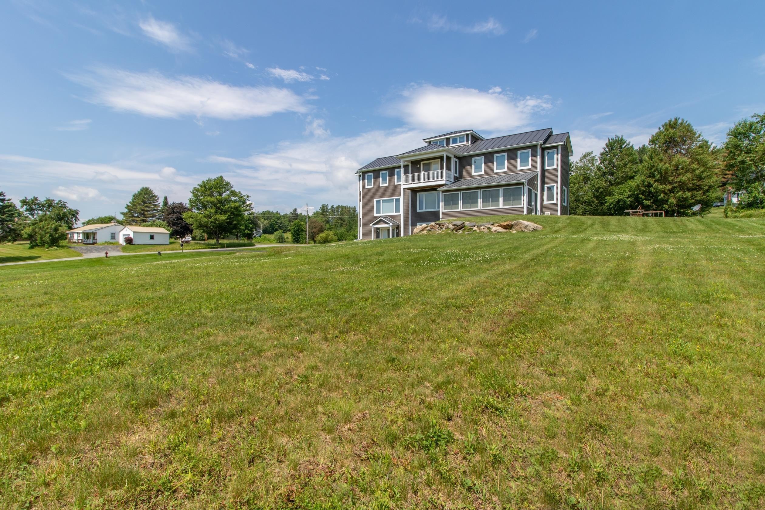 Barton, Vermont, 05822, United States, 6 Bedrooms Bedrooms, ,3 BathroomsBathrooms,Residential,For Sale,1943519