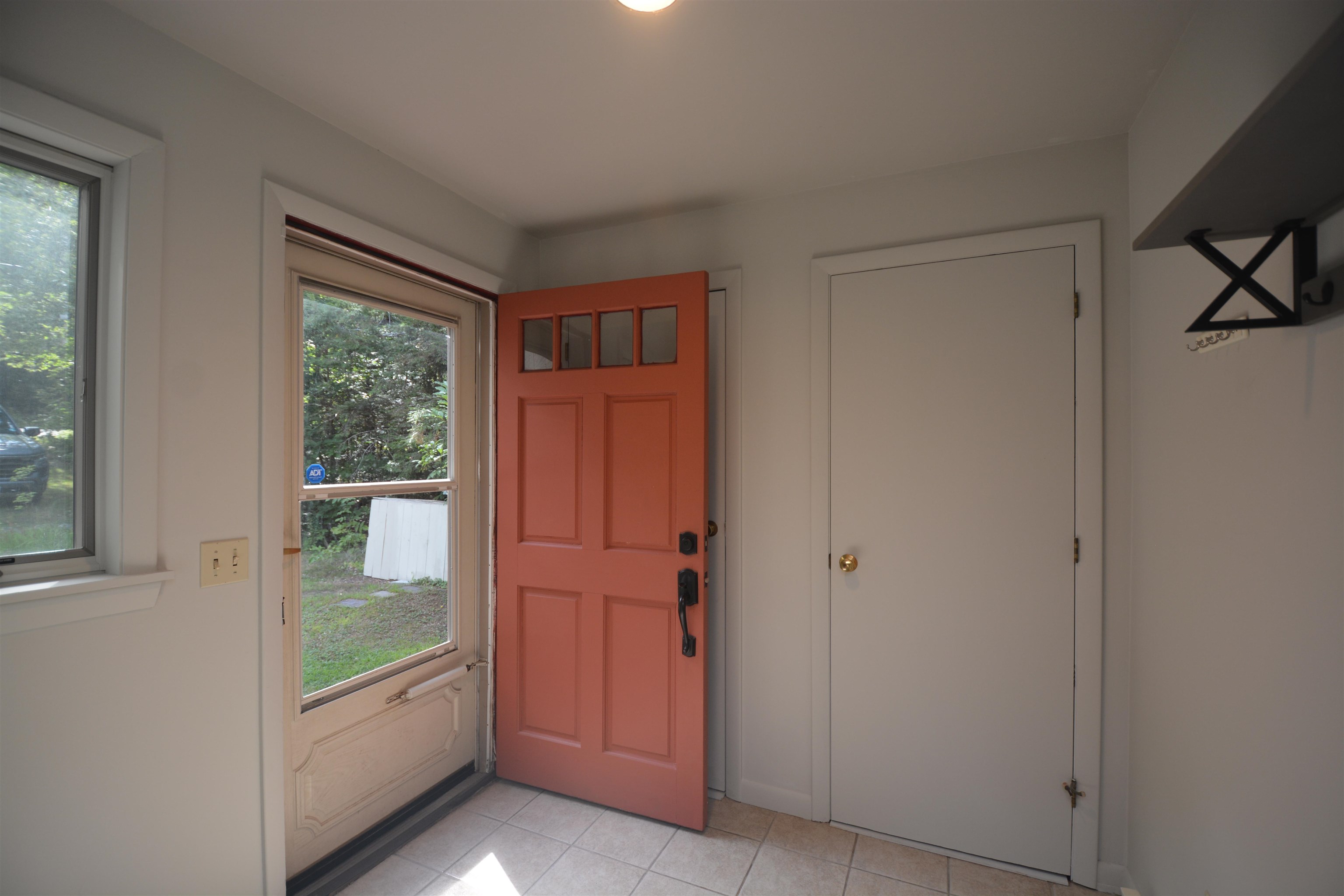 Grantham, New Hampshire, 03753, United States, 3 Bedrooms Bedrooms, ,3 BathroomsBathrooms,Residential,For Sale,1927366
