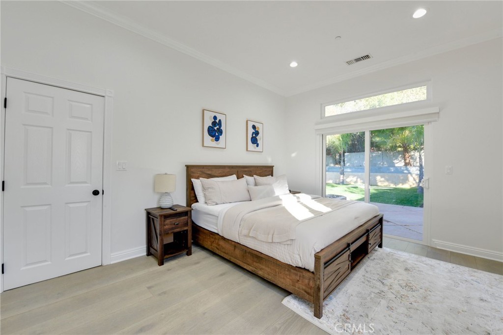 Woodland Hills, California, 91364, United States, 4 Bedrooms Bedrooms, ,3 BathroomsBathrooms,Residential,For Sale,1982021