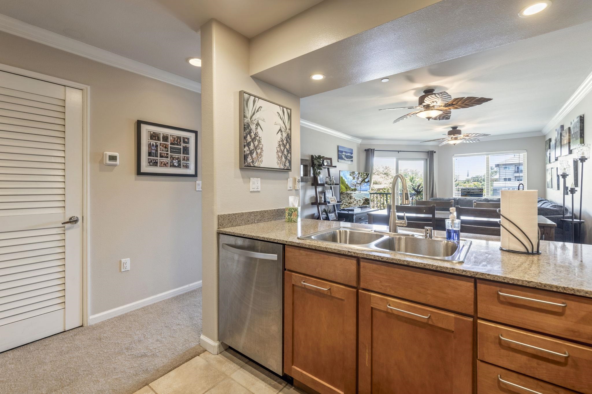 Kihei, Hawaii, 96753, United States, 2 Bedrooms Bedrooms, ,2 BathroomsBathrooms,Residential,For Sale,1917706