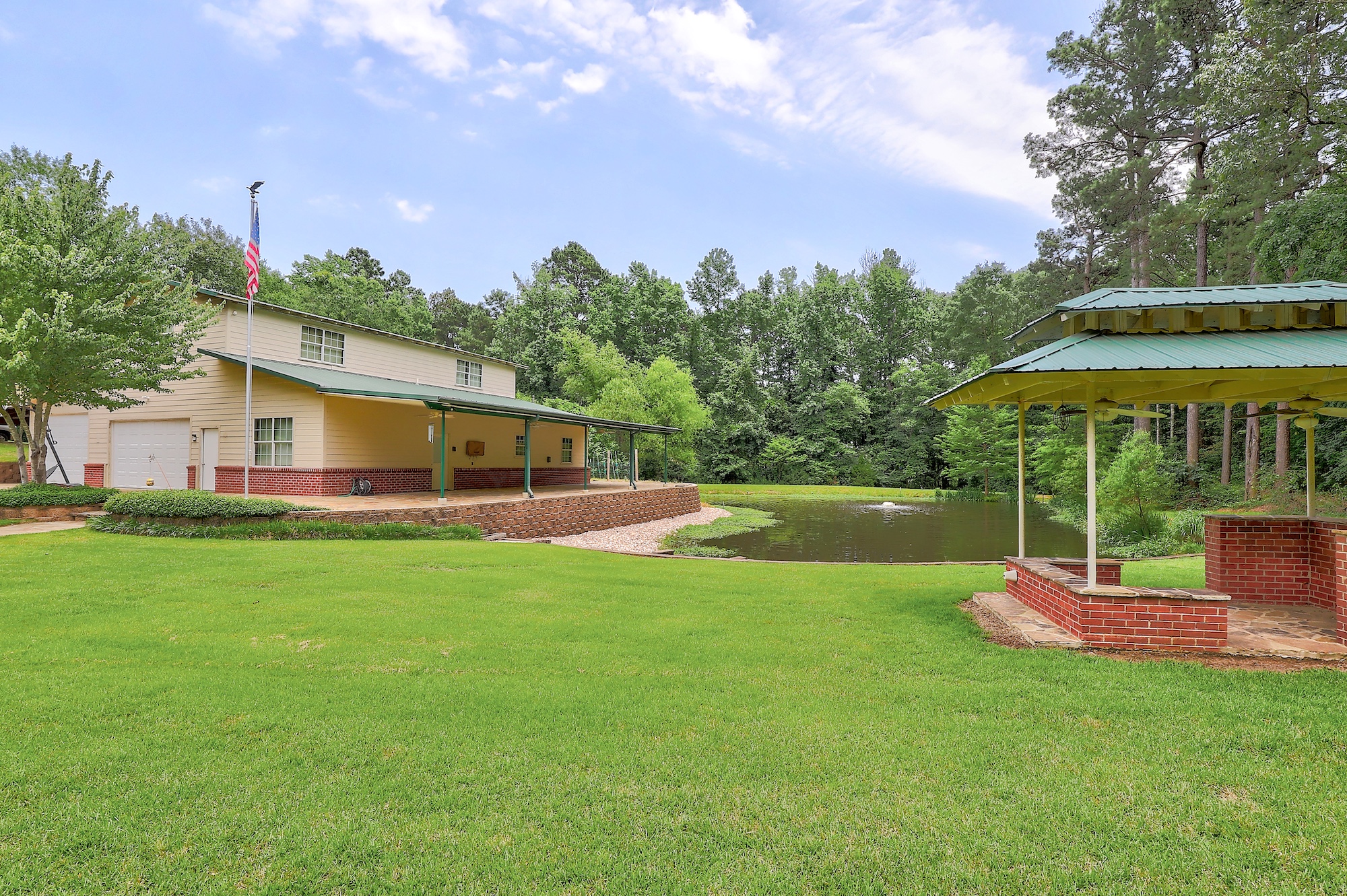 Texarkana, Texas, 75503, United States, 3 Bedrooms Bedrooms, ,4 BathroomsBathrooms,Residential,For Sale,1841636