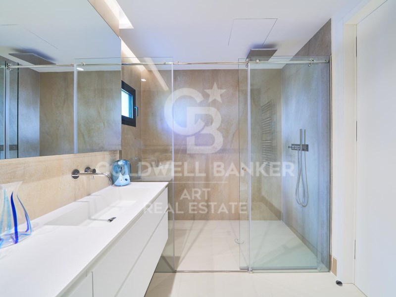 Estepona, Andalusia, ES, 3 Bedrooms Bedrooms, ,3 BathroomsBathrooms,Residential,For Sale,1827204