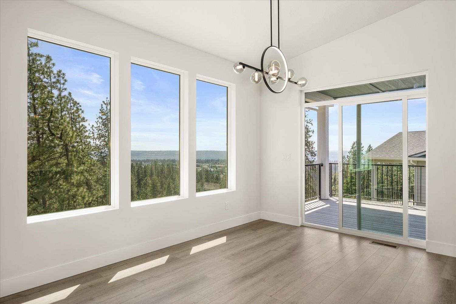 4217 W Tolliver Ct, Spokane, Washington, 99208, United States, 5 Bedrooms Bedrooms, ,3 BathroomsBathrooms,Residential,For Sale,4217 W Tolliver Ct,1681000