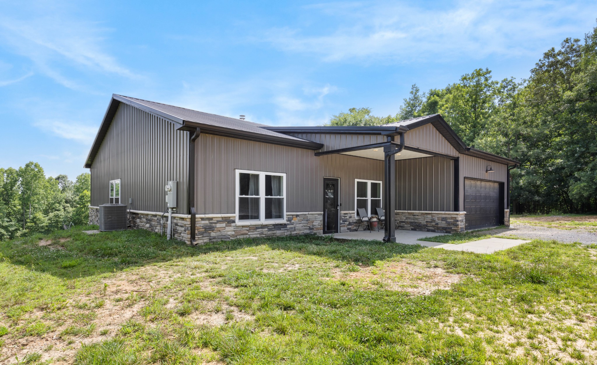 Indian Mound, Tennessee, 37079, United States, 3 Bedrooms Bedrooms, ,2 BathroomsBathrooms,Residential,For Sale,1866881