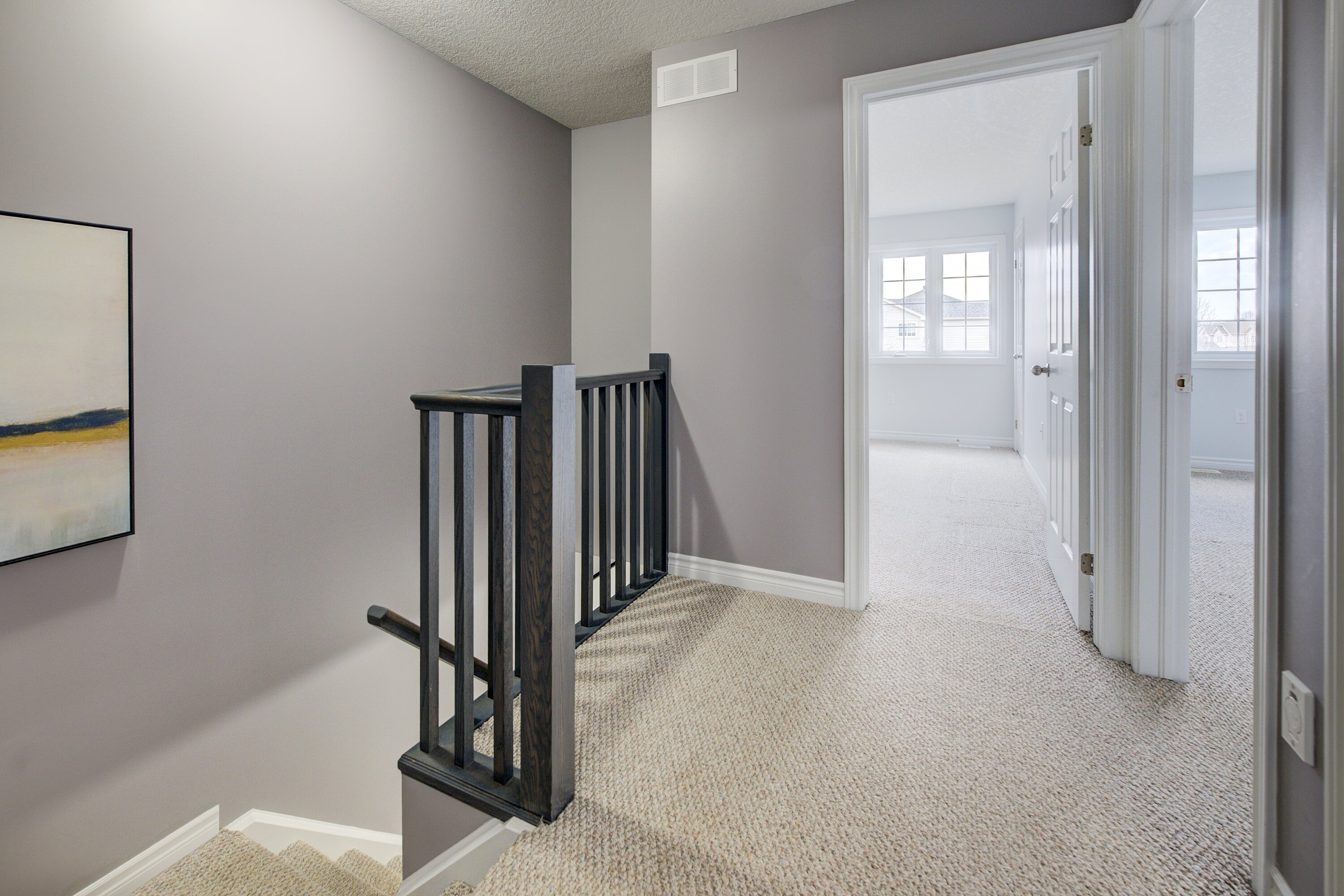  Freehold Townhouse in Waterloo - 物件實景