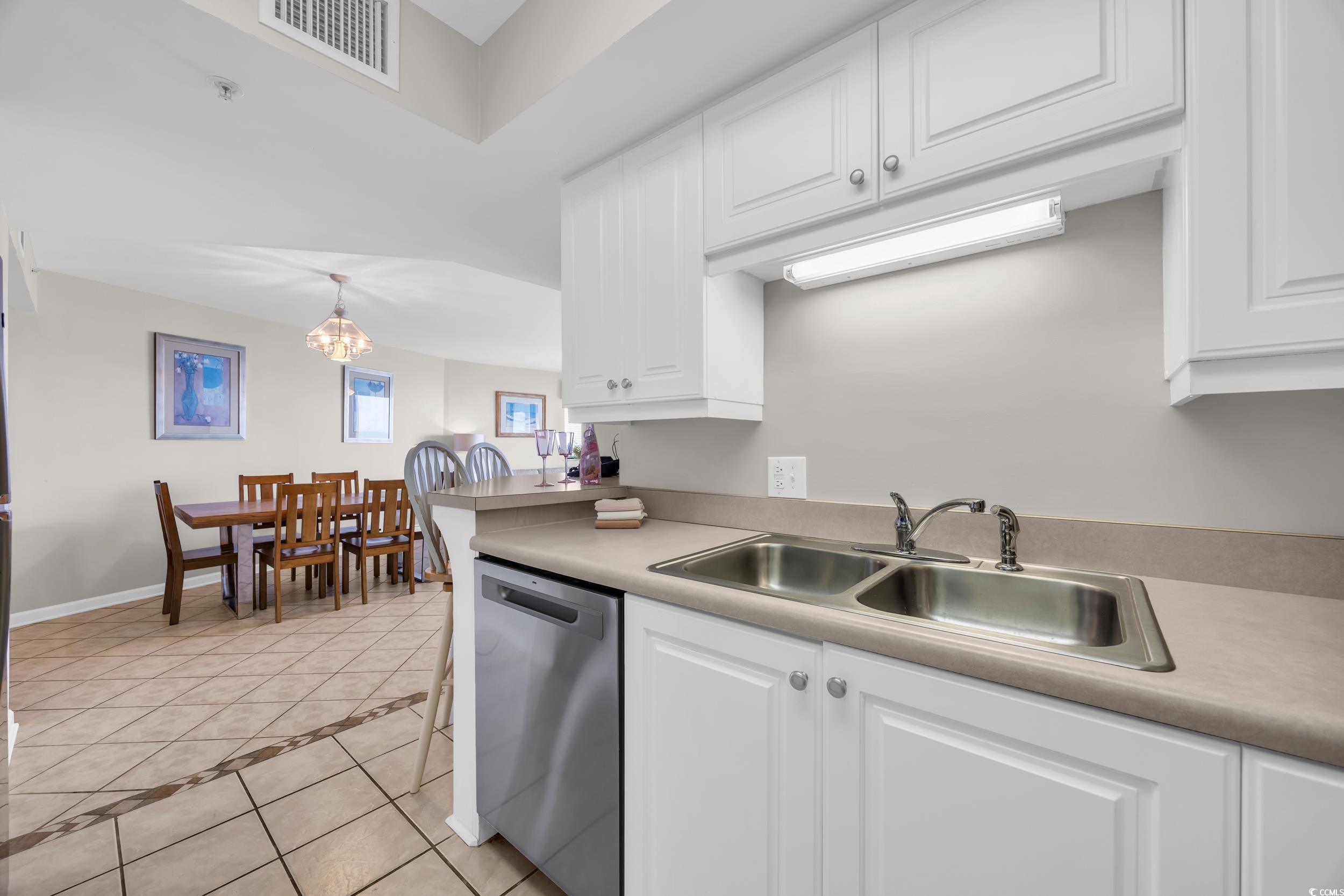 North Myrtle Beach, South Carolina, 29582, United States, 4 Bedrooms Bedrooms, ,3 BathroomsBathrooms,Residential,For Sale,2006490