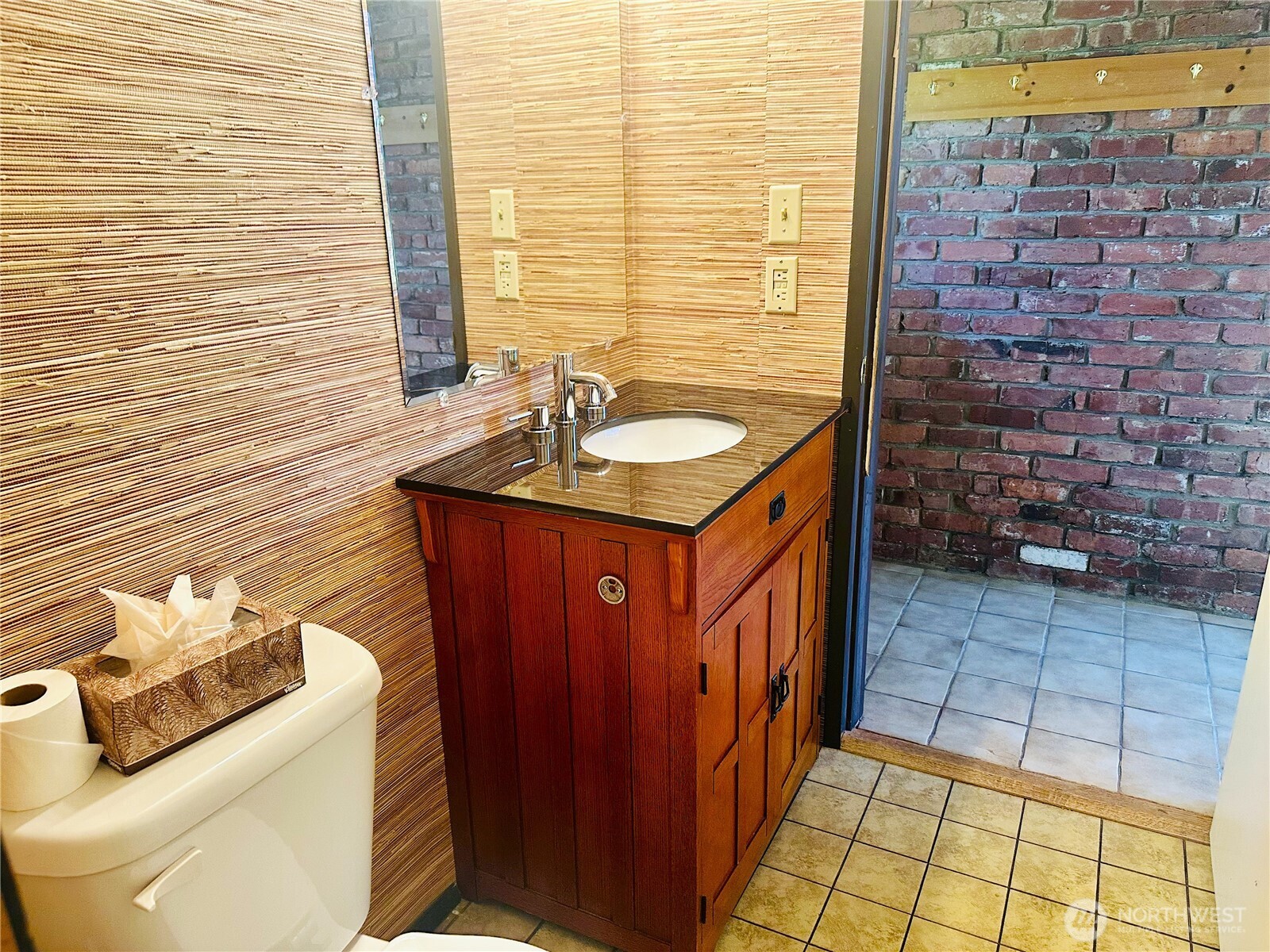 Friday Harbor, Washington, 98250, United States, 3 Bedrooms Bedrooms, ,1 BathroomBathrooms,Residential,For Sale,1882432