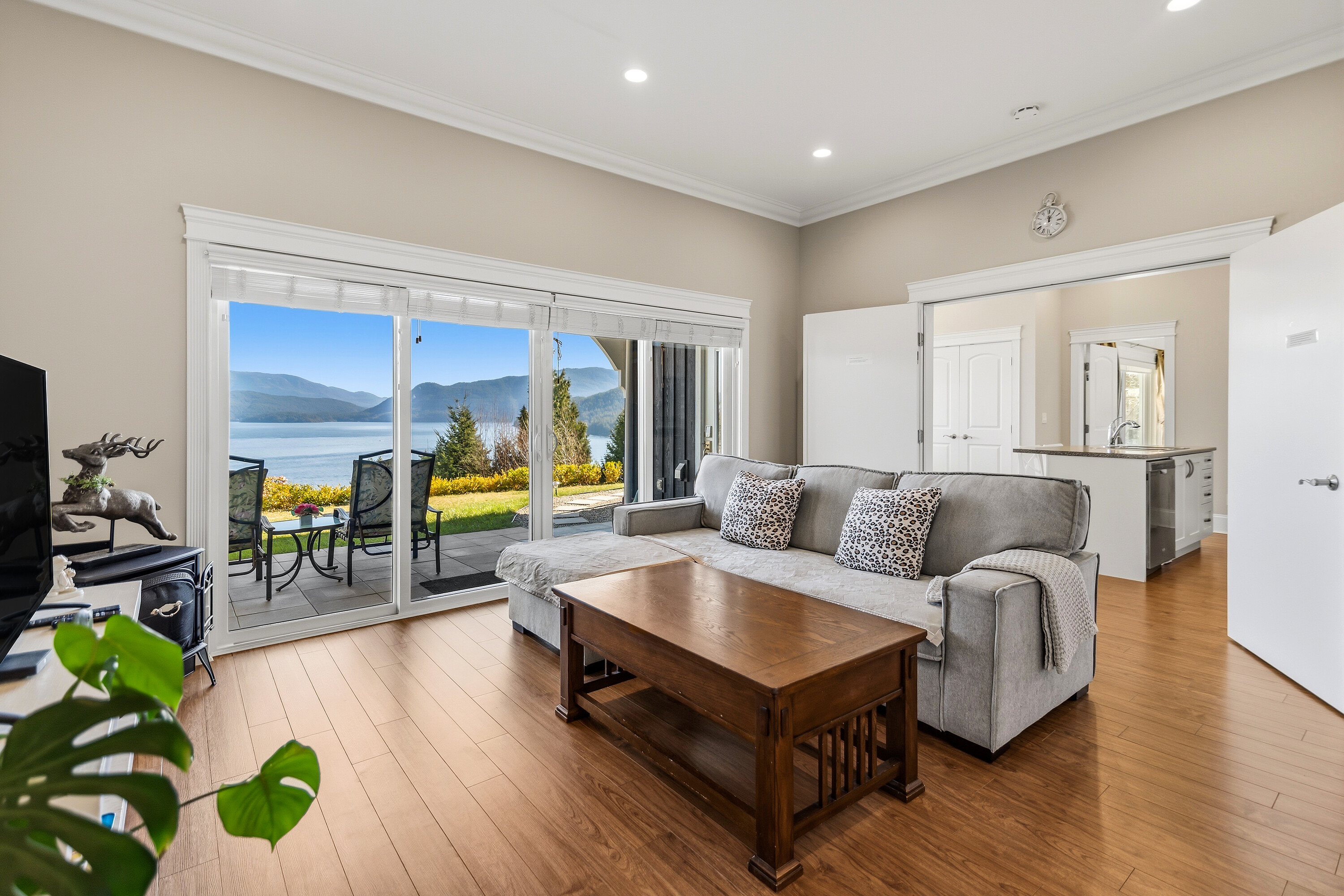  Gibsons, Sunshine Coast - 物件實景