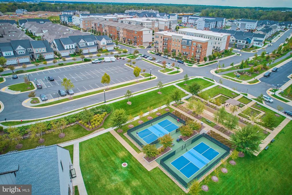 Ashburn, Virginia, 20148, United States, 3 Bedrooms Bedrooms, ,2 BathroomsBathrooms,Residential,For Sale,1977390