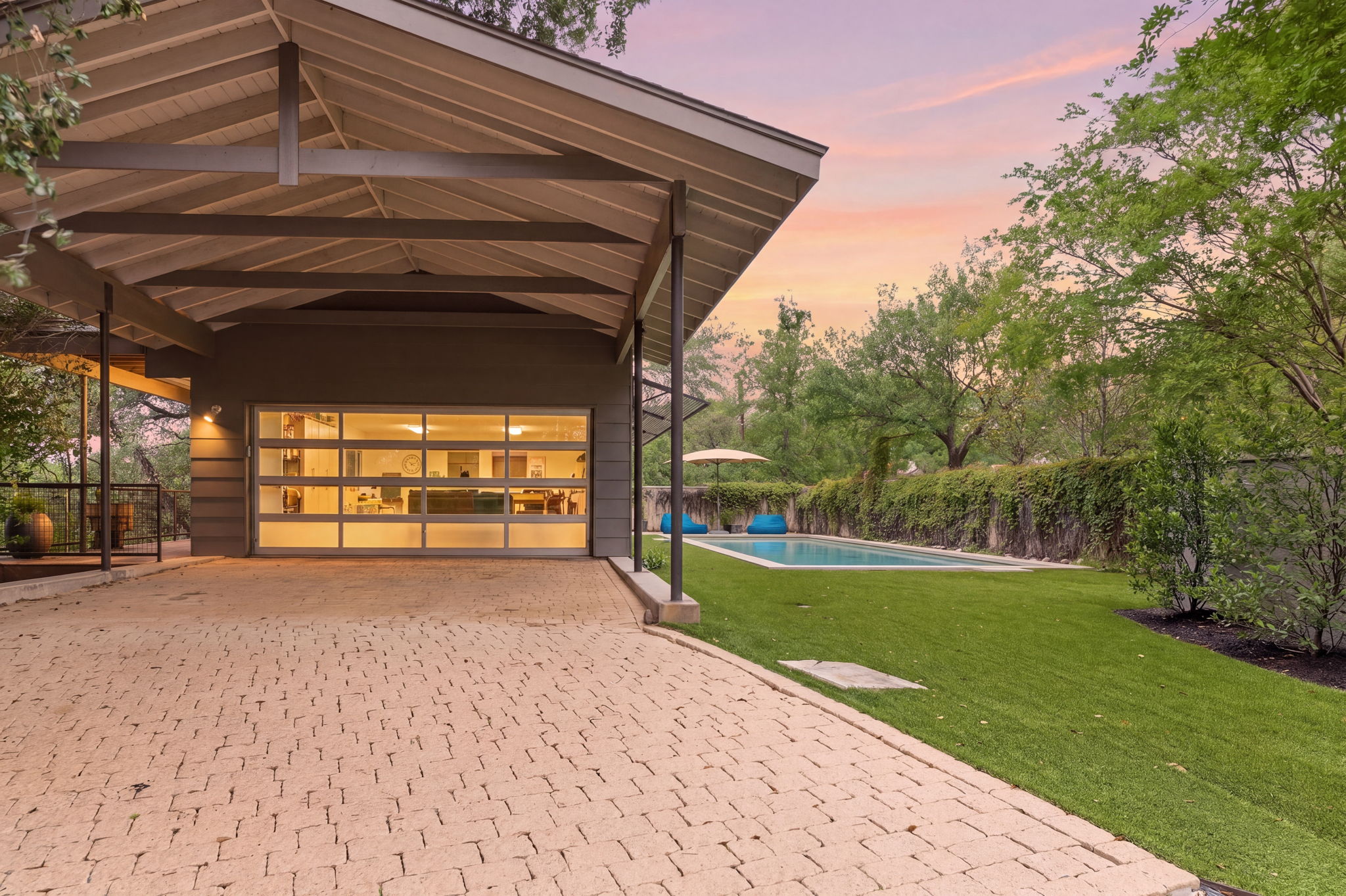  Sprawling Shoal Creek Retreat with Rare Privacy in Central Austin - 物件實景