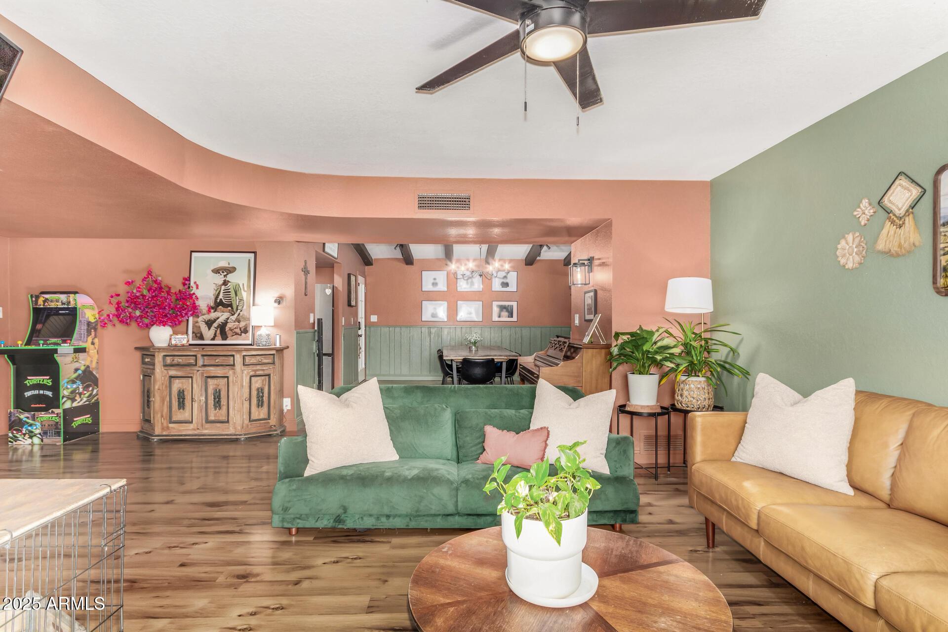 Chandler, Arizona, 85225, United States, 5 Bedrooms Bedrooms, ,2 BathroomsBathrooms,Residential,For Sale,1996628