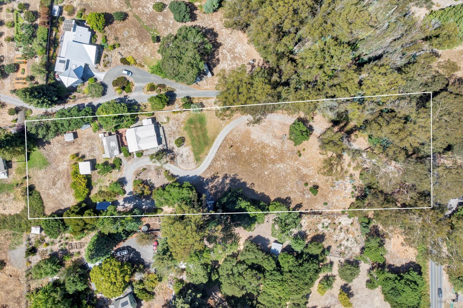 Sebastopol, California, 95472, United States, 2 Bedrooms Bedrooms, ,2 BathroomsBathrooms,Residential,For Sale,1913141