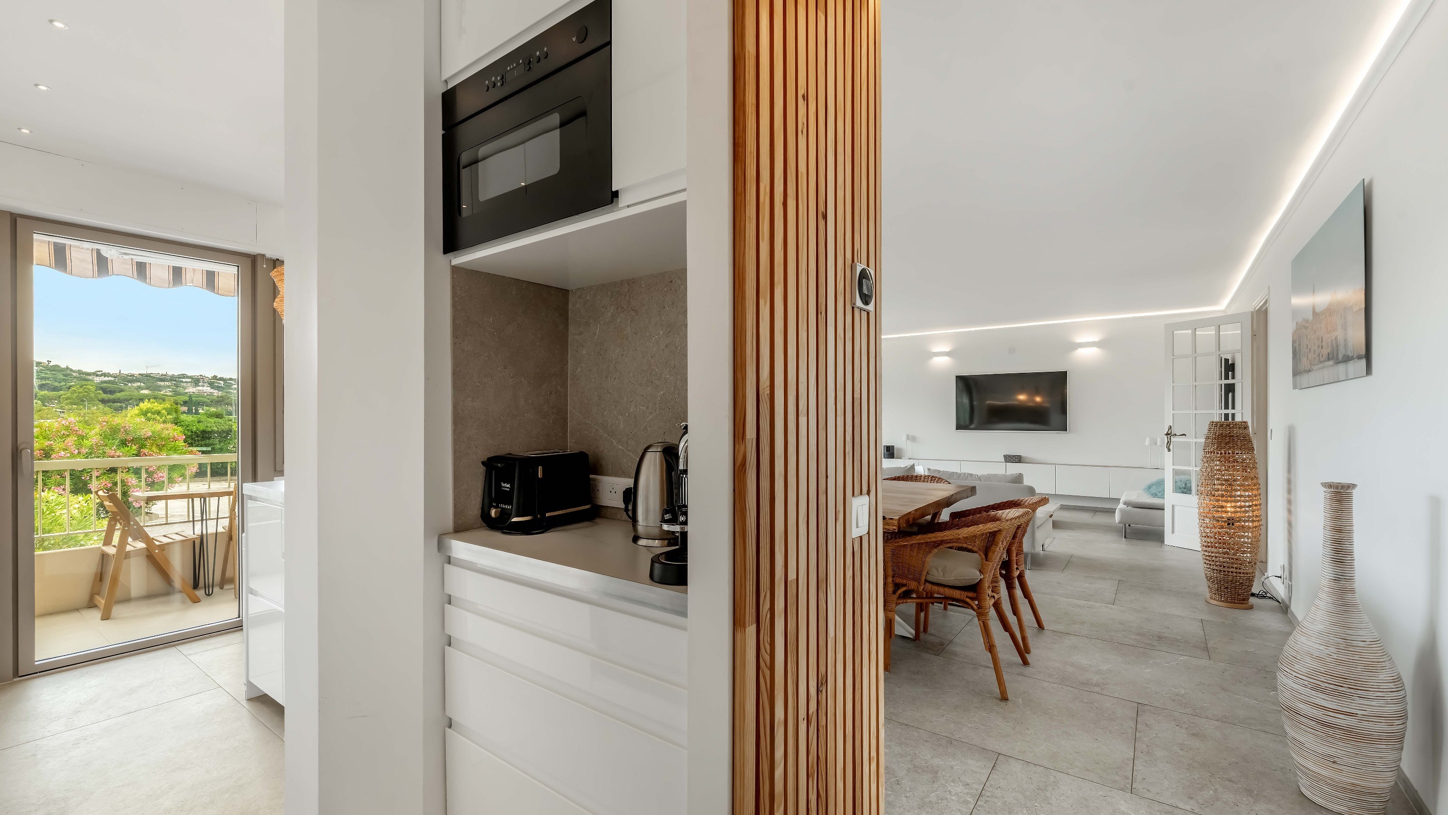  Waterfront 3 bedrooms apartment with private beach access near Saint-Tropez vil… - 物件實景
