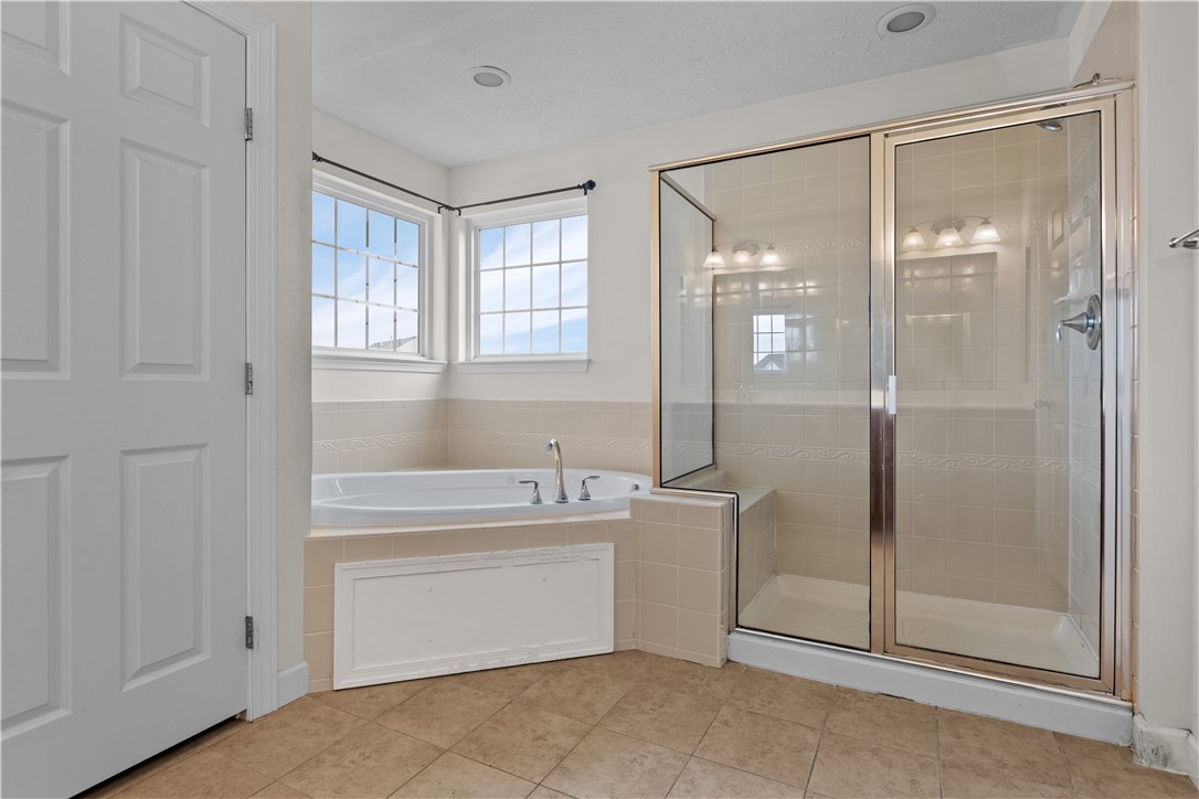 512 Madison Dr, Gibsonia, Pennsylvania, 15044, United States, 4 Bedrooms Bedrooms, ,4 BathroomsBathrooms,Residential,For Sale,512 Madison Dr ,1672528