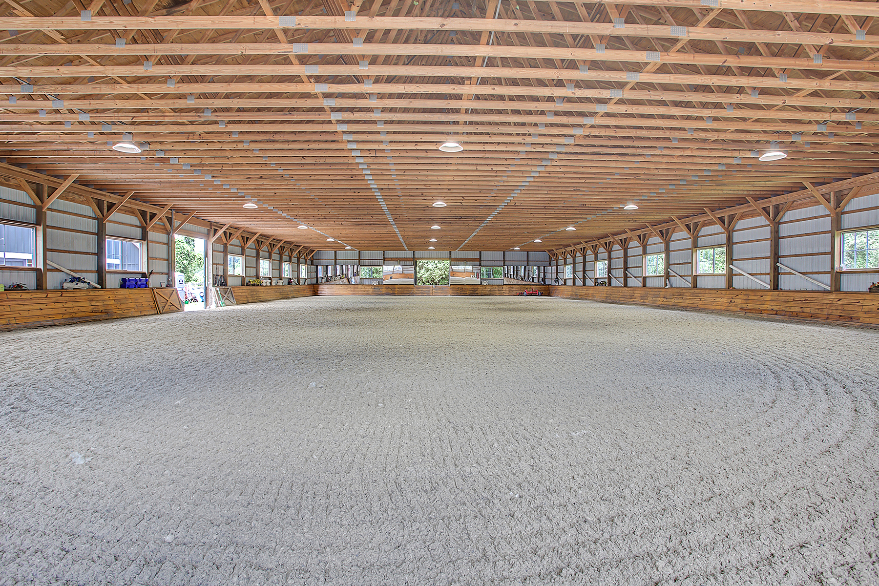  One of a Kind Well Appointed Custom Built Equestrian Property - 物件實景
