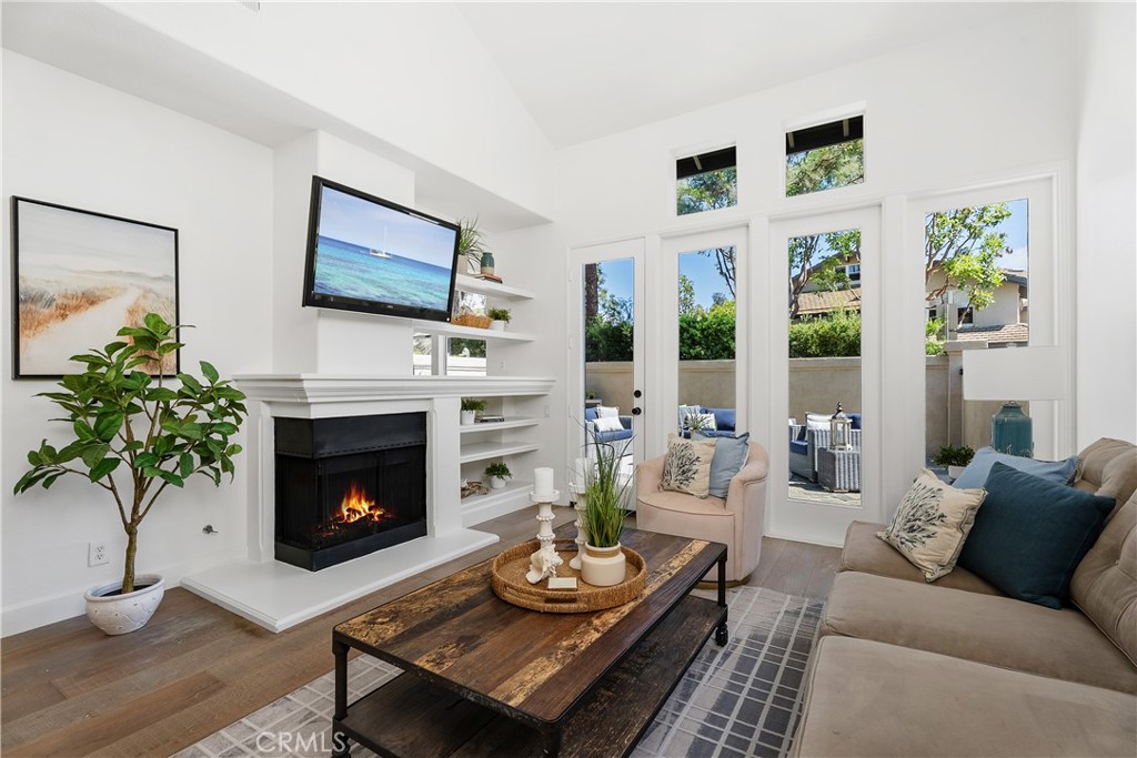 Laguna Niguel, California, 92677, United States, 2 Bedrooms Bedrooms, ,2 BathroomsBathrooms,Residential,For Sale,1947960