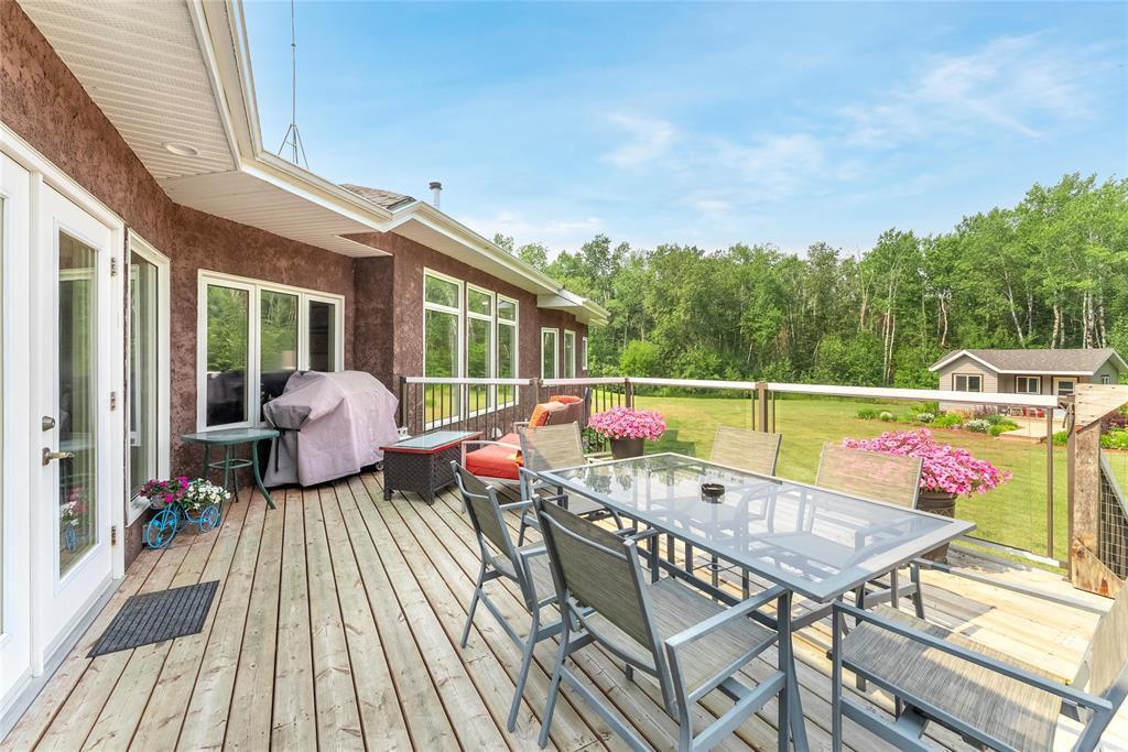 BALSAM BAY, Manitoba, R0E 0B0, CA, 4 Bedrooms Bedrooms, ,3 BathroomsBathrooms,Residential,For Sale,1913140