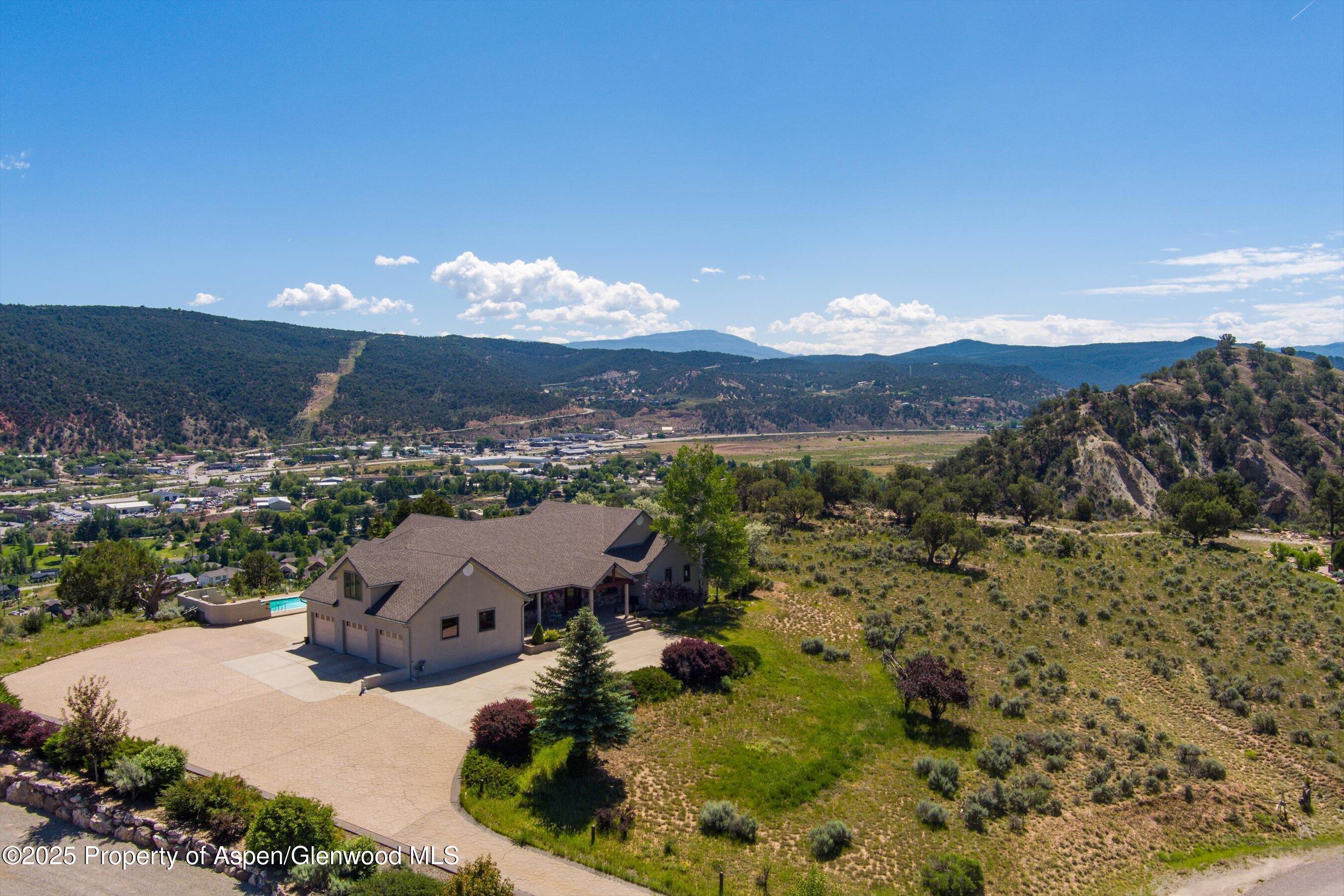 Glenwood Springs, Colorado, 81601, United States, 4 Bedrooms Bedrooms, ,5 BathroomsBathrooms,Residential,For Sale,1804908