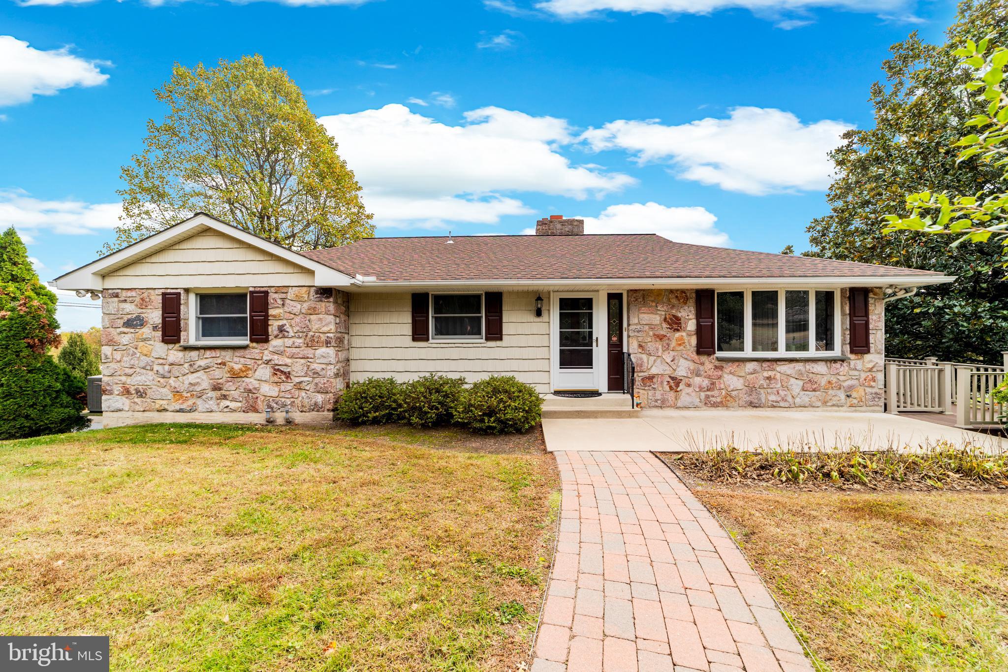 TELFORD, Pennsylvania, 18969, United States, 3 Bedrooms Bedrooms, ,2 BathroomsBathrooms,Residential,For Sale,1983098