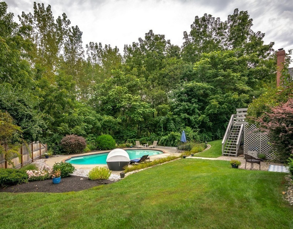 Westborough, Massachusetts, 01581, United States, 4 Bedrooms Bedrooms, ,4 BathroomsBathrooms,Residential,For Sale,1986469