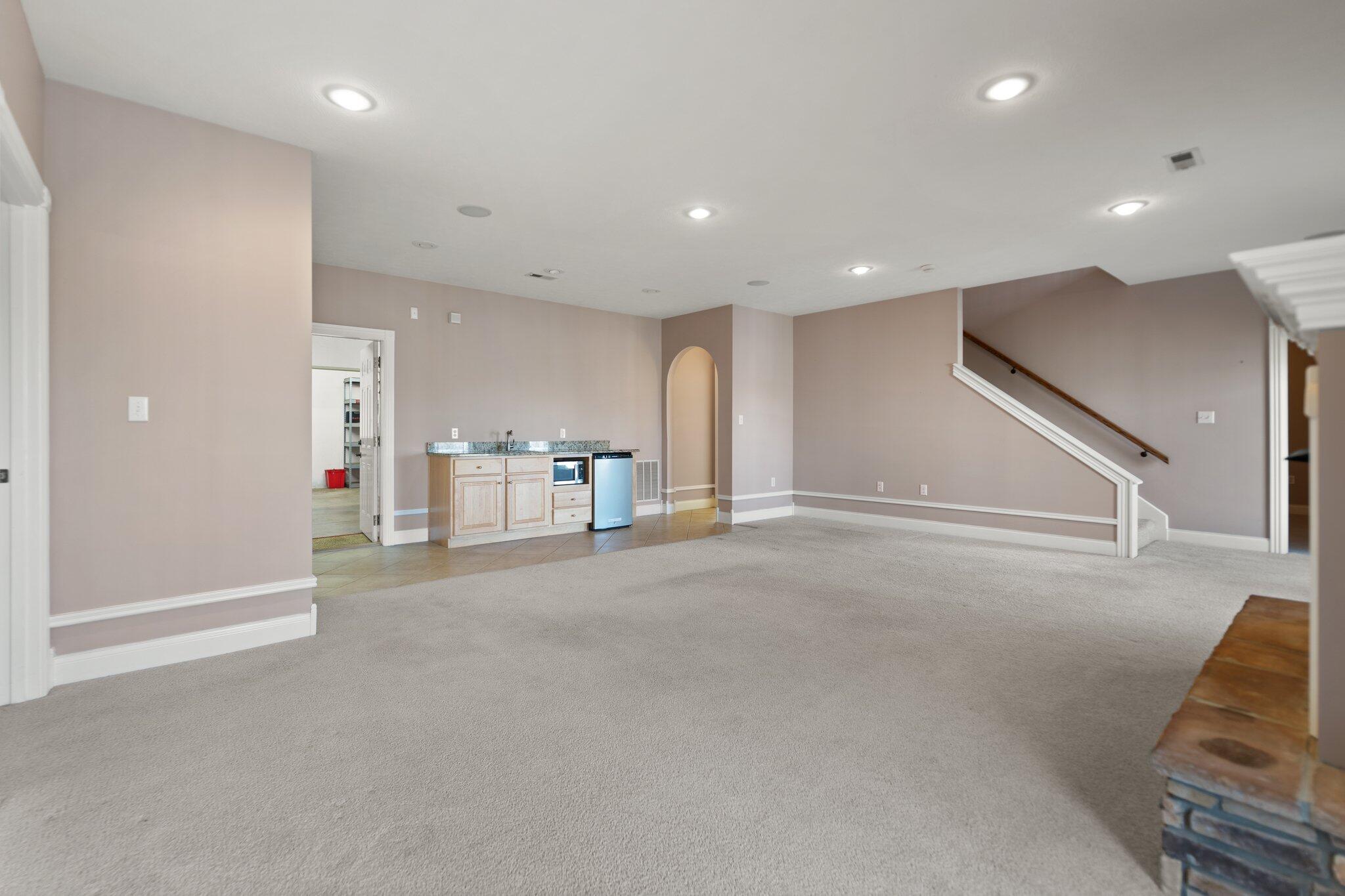 Monticello, Kentucky, 42633, United States, 4 Bedrooms Bedrooms, ,3 BathroomsBathrooms,Residential,For Sale,1691685