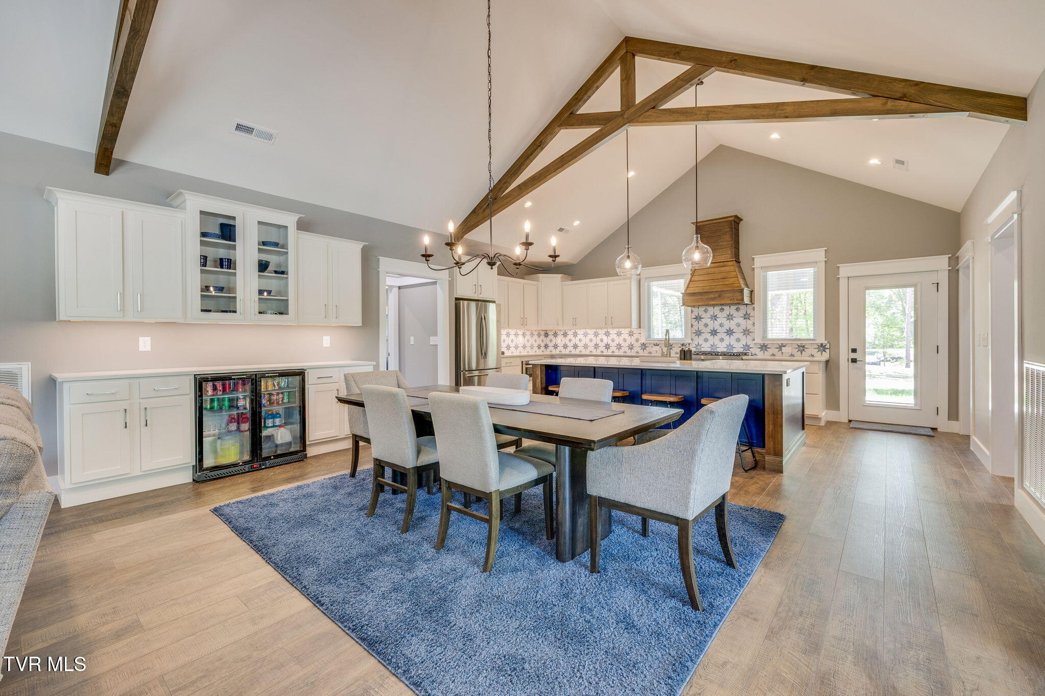 Dandridge, Tennessee, 37725, United States, 3 Bedrooms Bedrooms, ,4 BathroomsBathrooms,Residential,For Sale,2040308