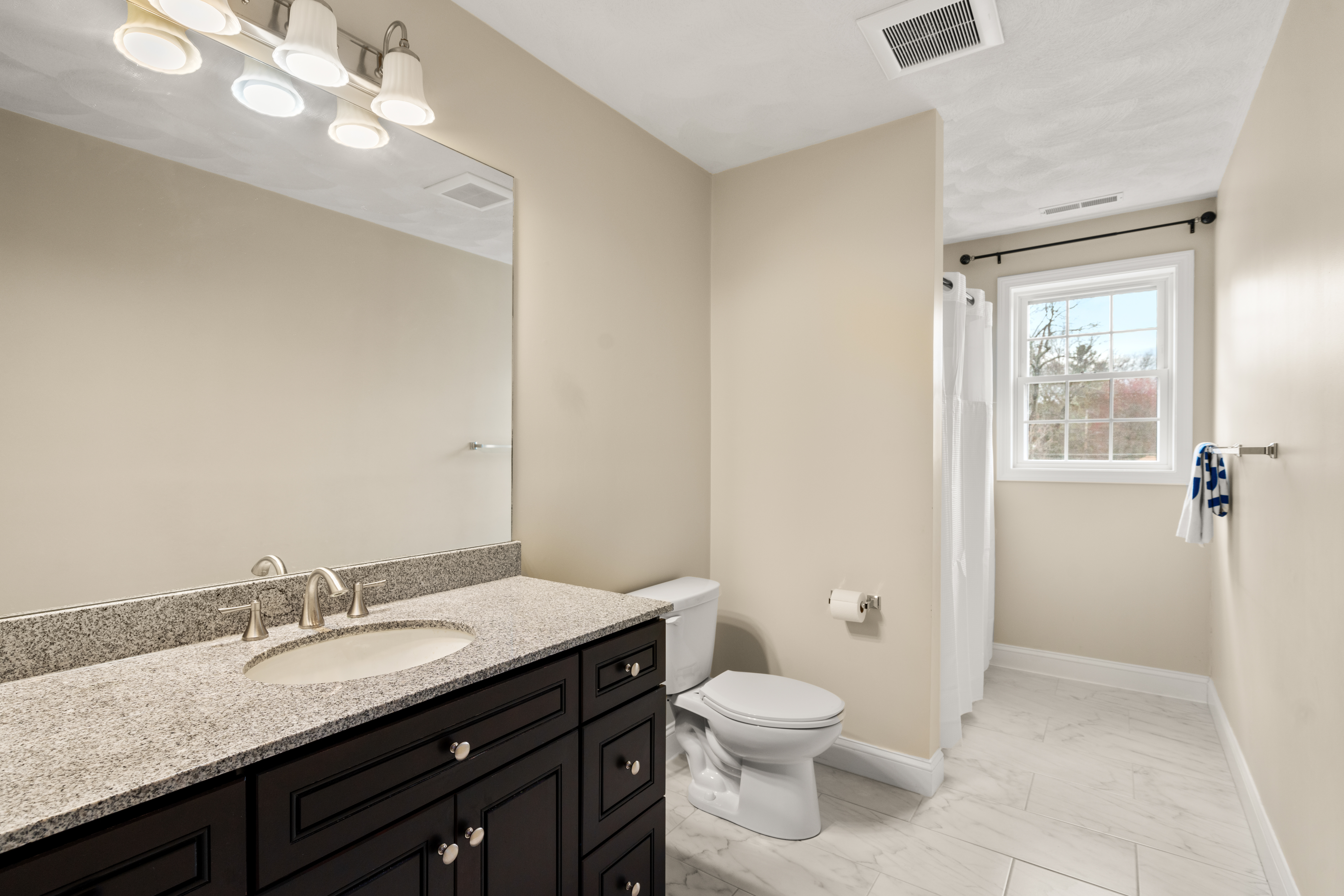  77 West Street, Wilmington, MA, 01887 - 物件實景