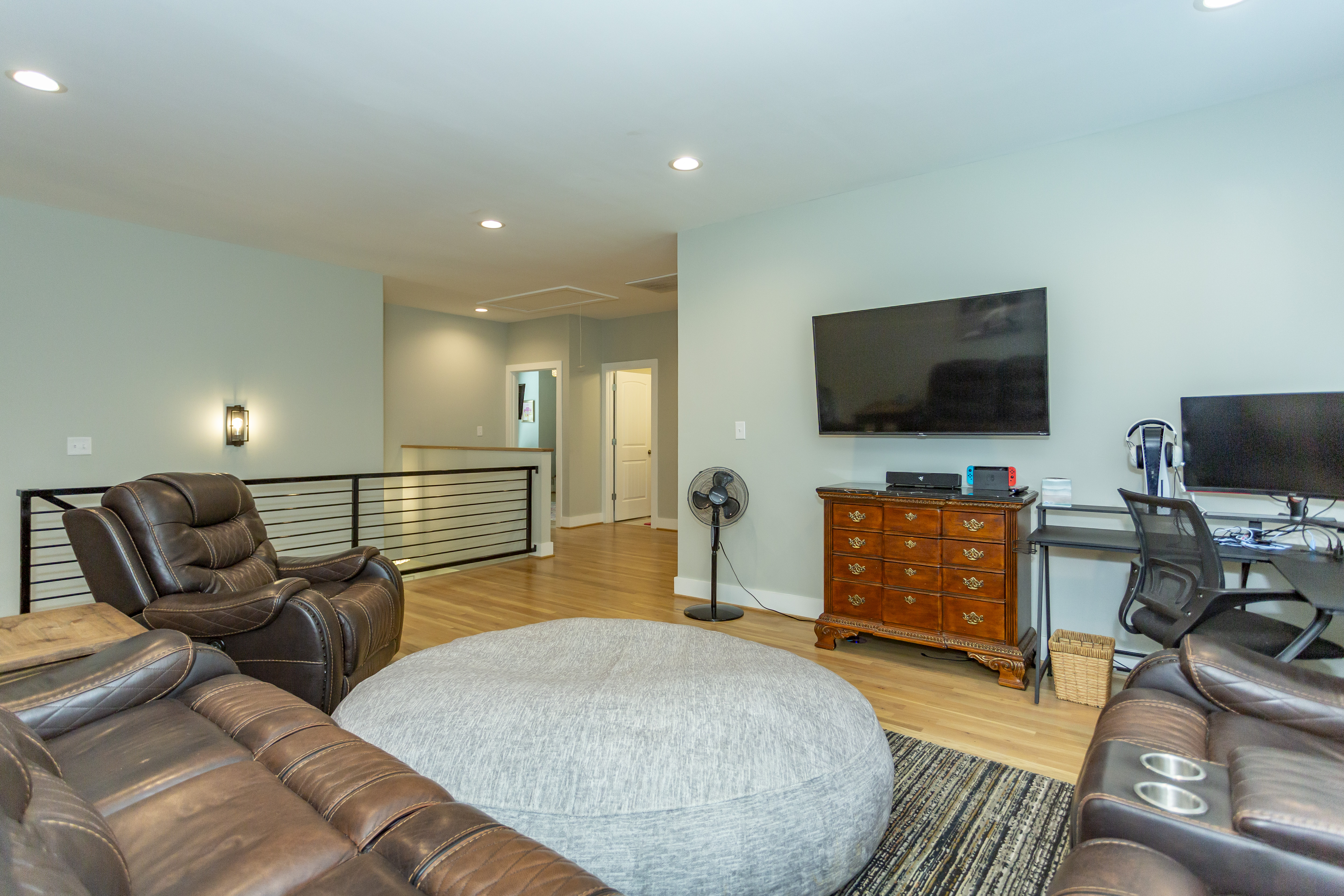 Helena, Alabama, 35080, United States, 5 Bedrooms Bedrooms, ,5 BathroomsBathrooms,Residential,For Sale,1979427