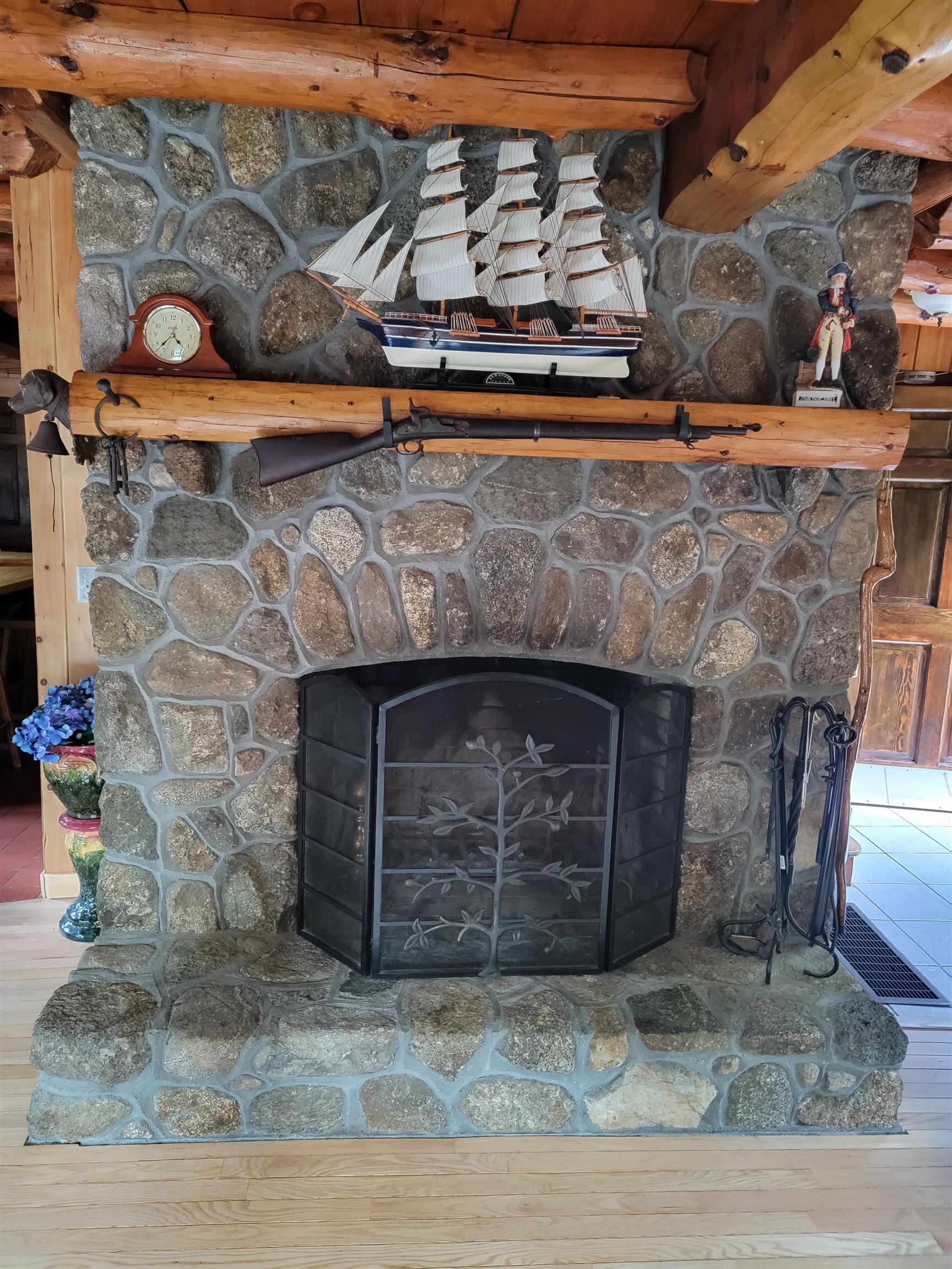 Newbury, New Hampshire, 03255, United States, 4 Bedrooms Bedrooms, ,3 BathroomsBathrooms,Residential,For Sale,1847308