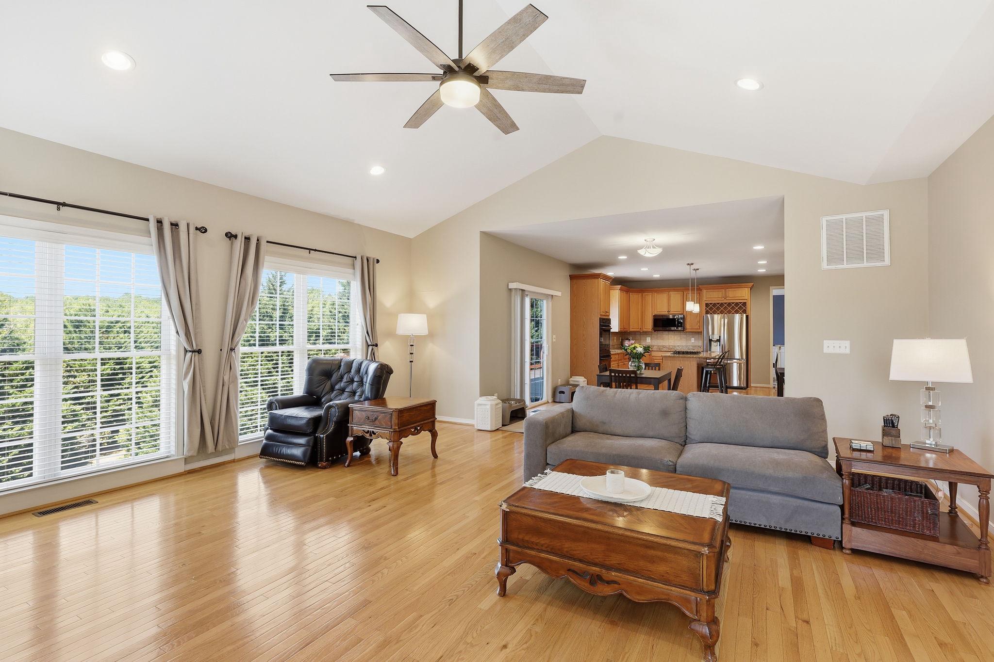 Fredericksburg, Virginia, 22407, United States, 5 Bedrooms Bedrooms, ,4 BathroomsBathrooms,Residential,For Sale,2048625