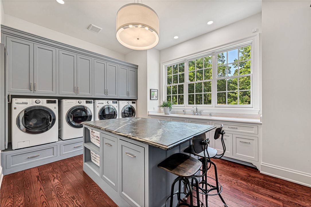 10760 Sugar Creek Road, Bentonville, Arkansas, 72712, United States, 5 Bedrooms Bedrooms, ,4 BathroomsBathrooms,Residential,For Sale,10760 Sugar Creek Road,1615859