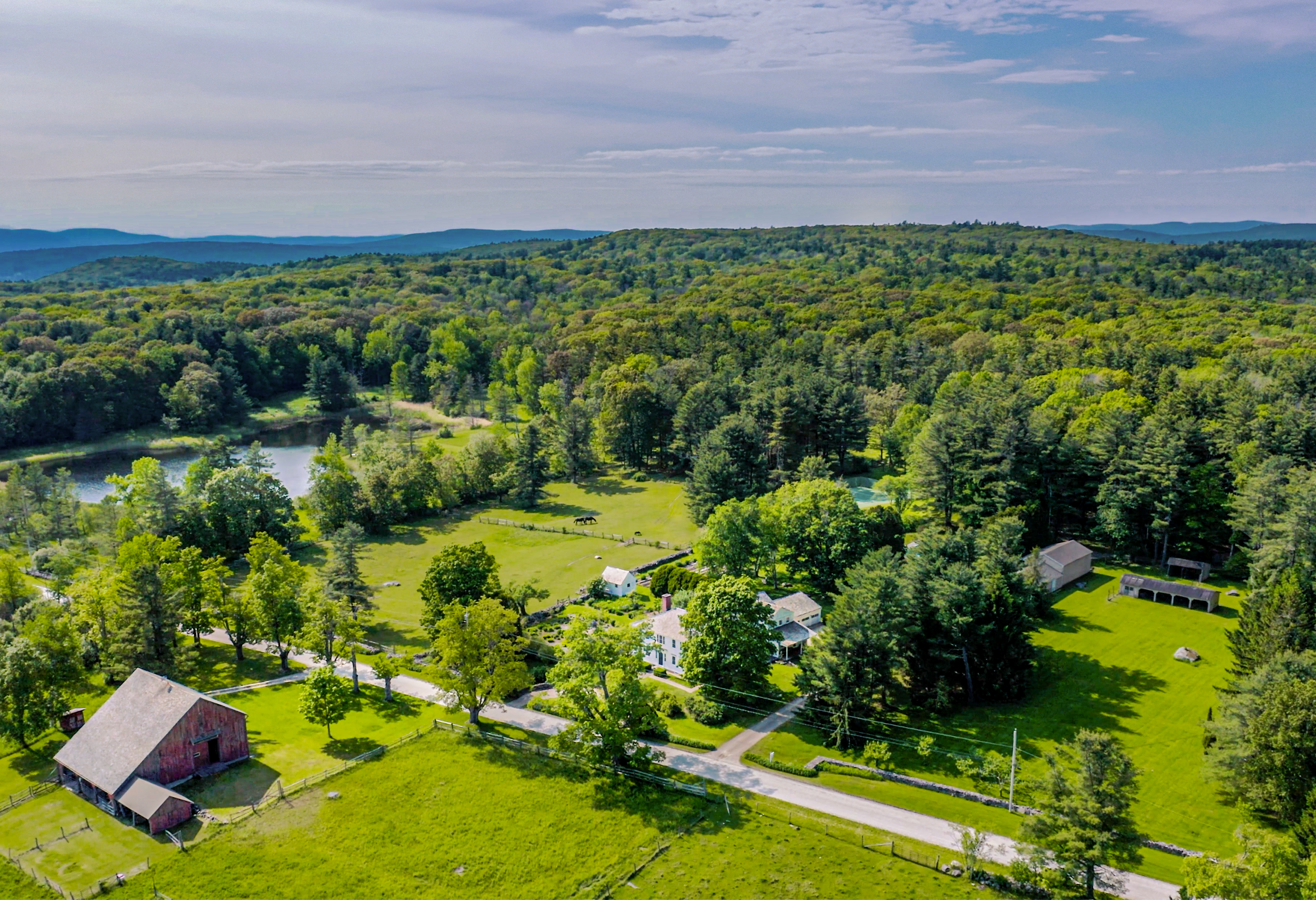  227 ACRES, 227 YEARS: 1798 COLONIAL FARM WITH SPECTACULAR ACREAGE AND RESTORED G - 物件實景