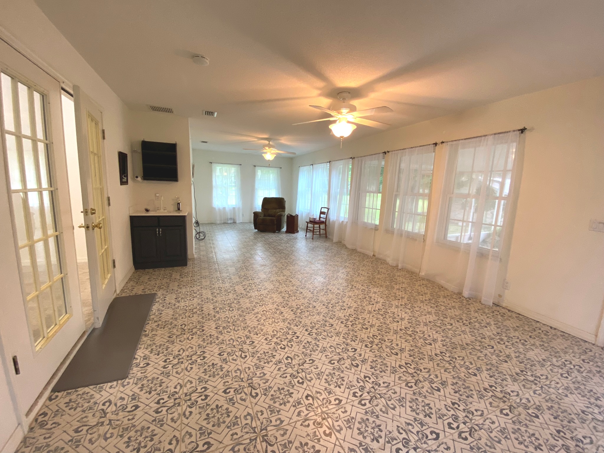 Crescent City, Florida, 32112, United States, 3 Bedrooms Bedrooms, ,Residential,For Sale,1979019