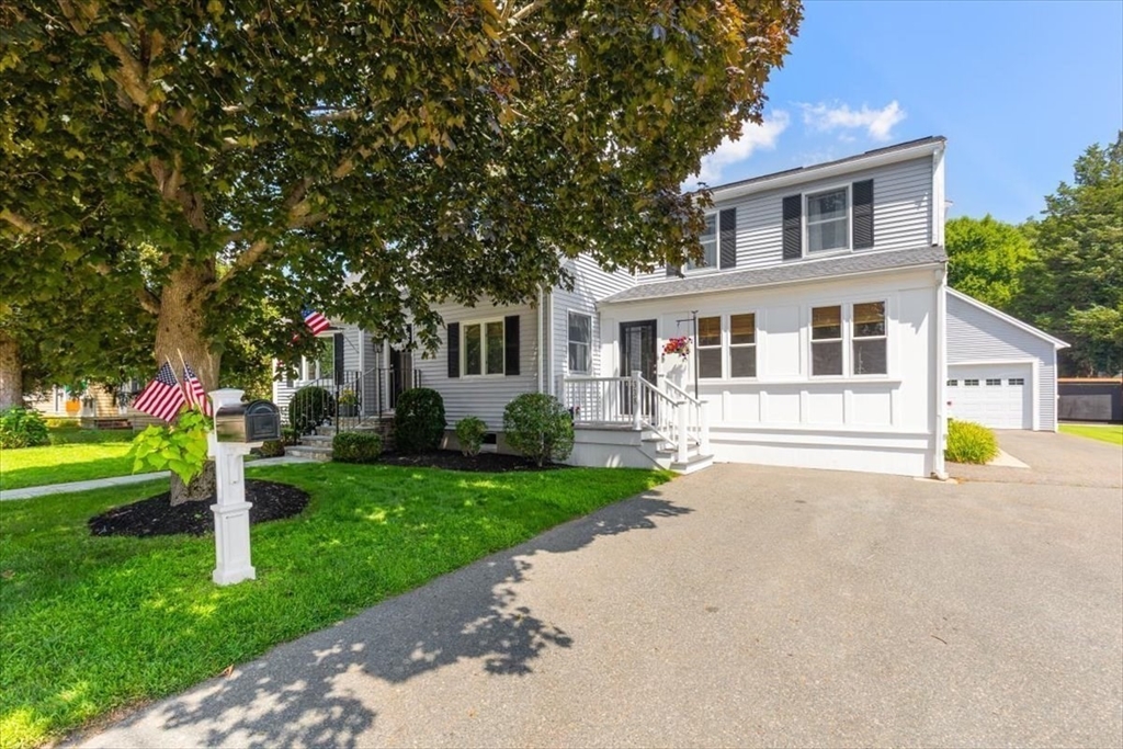 Milton, Massachusetts, 02186, United States, 4 Bedrooms Bedrooms, ,2 BathroomsBathrooms,Residential,For Sale,1917641