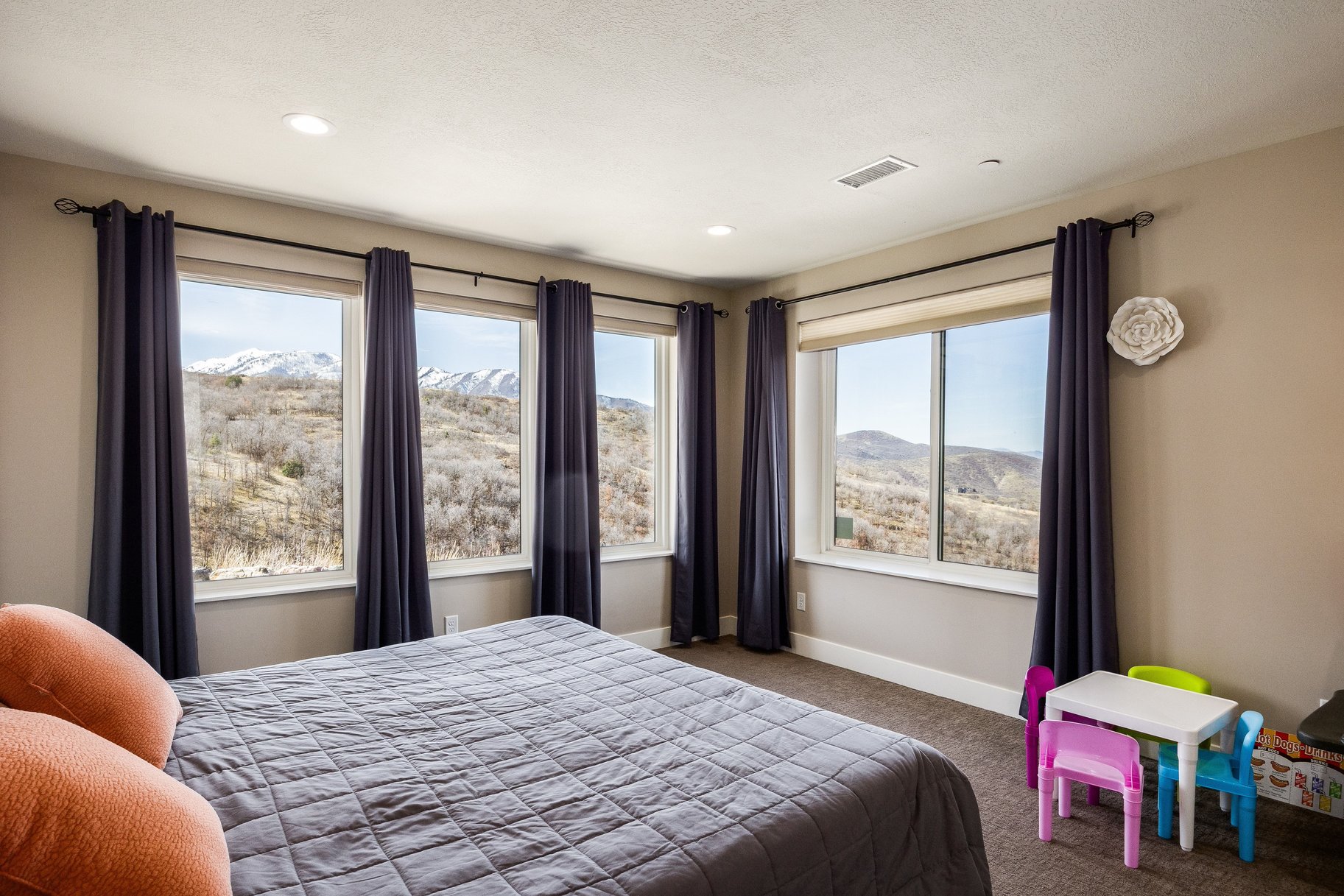  Mountain Contemporary Masterpiece with Panoramic Summit Creek Views - 物件實景