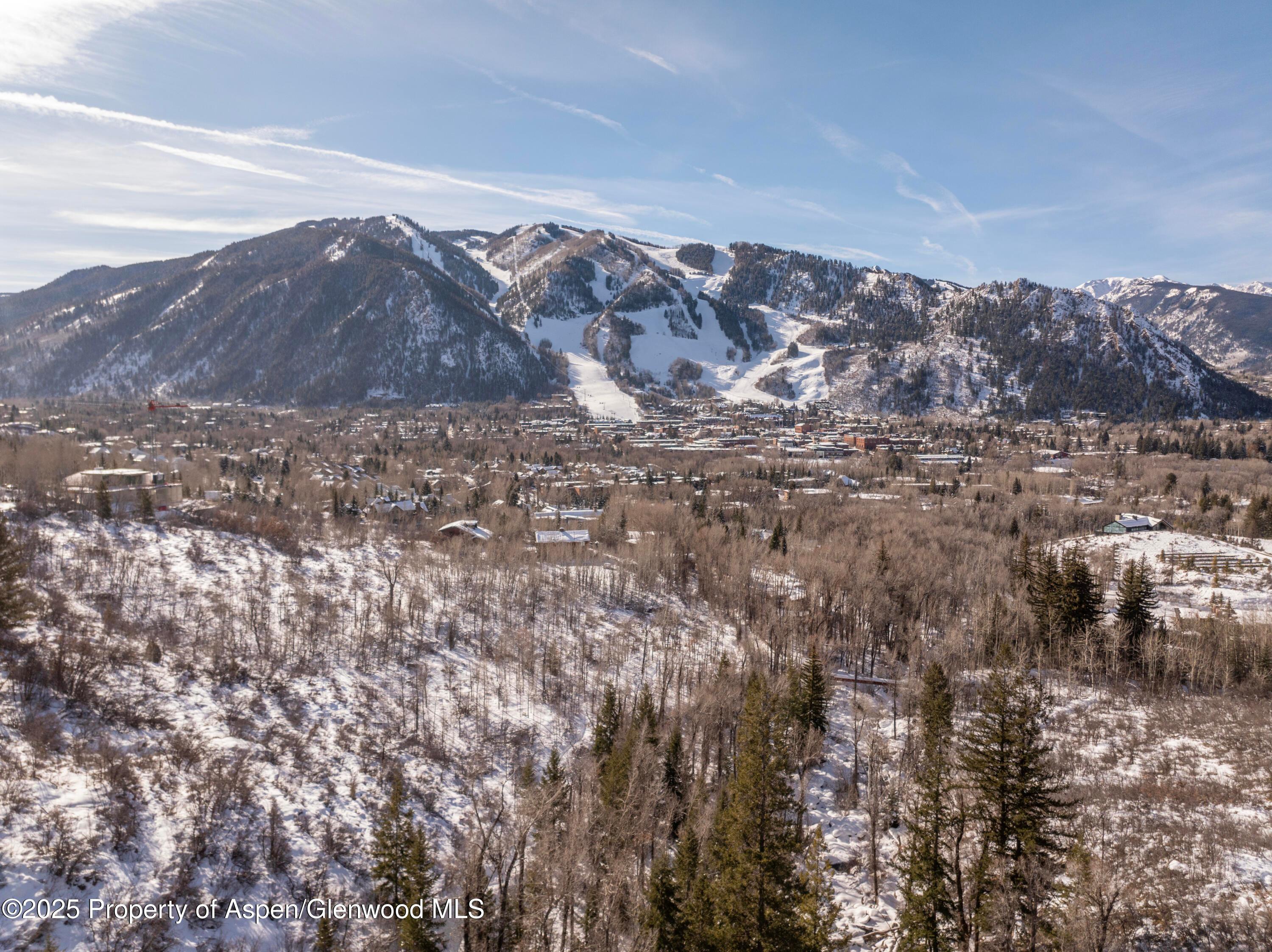 Aspen, Colorado, 81611, United States, 3 Bedrooms Bedrooms, ,4 BathroomsBathrooms,Residential,For Sale,1695622