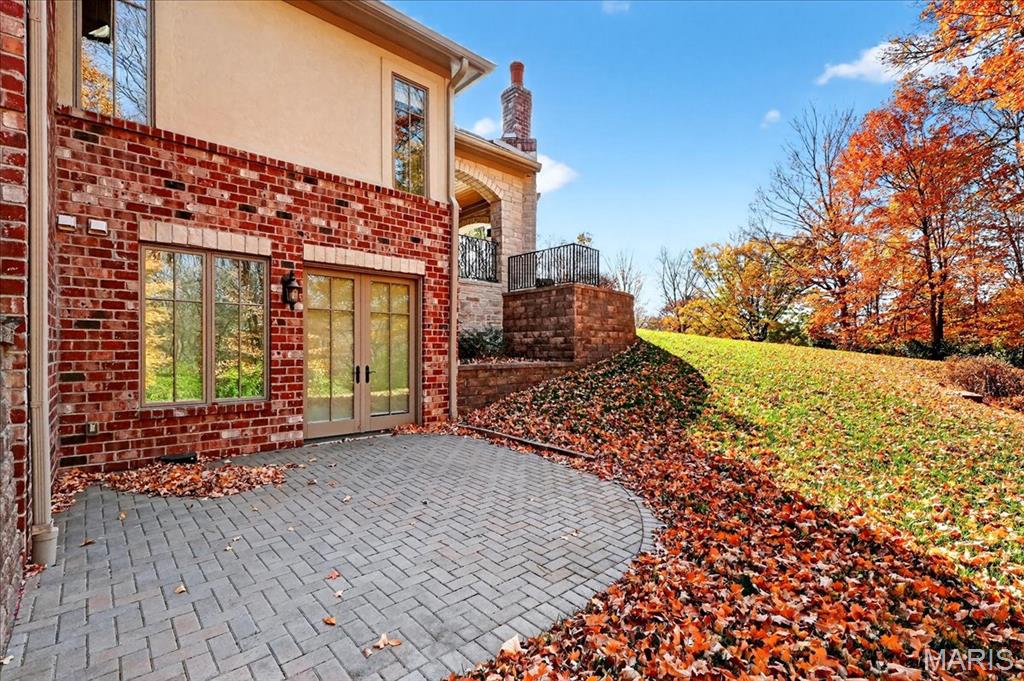 Town and Country, Missouri, 63141, United States, 6 Bedrooms Bedrooms, ,7 BathroomsBathrooms,Residential,For Sale,1992956