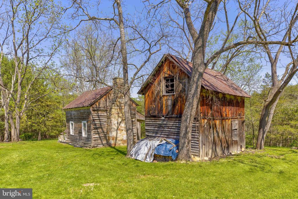 Wardensville, West Virginia, 26851, United States, 3 Bedrooms Bedrooms, ,1 BathroomBathrooms,Residential,For Sale,1936934