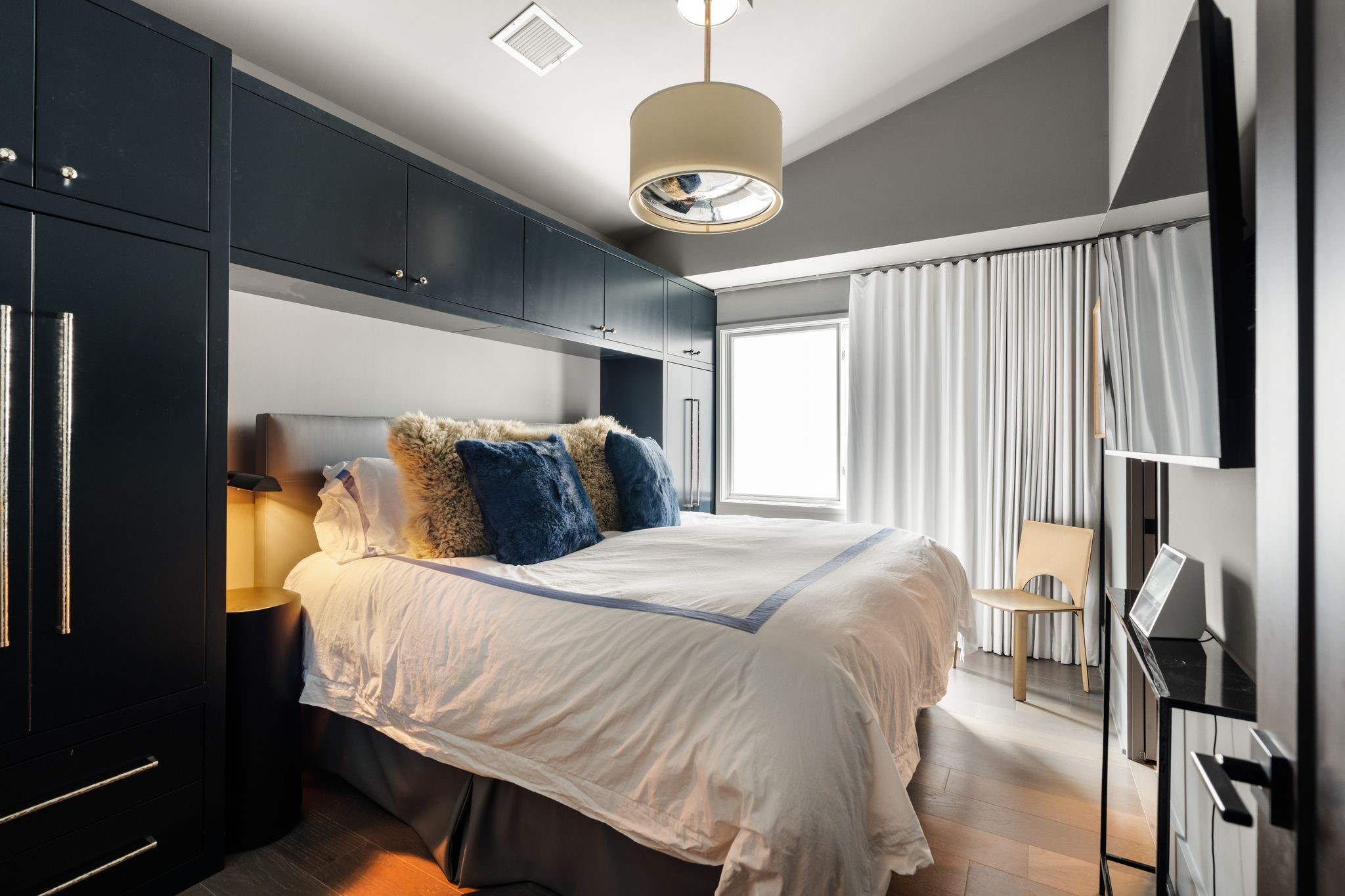  2117 Elmen Street B - 物件實景